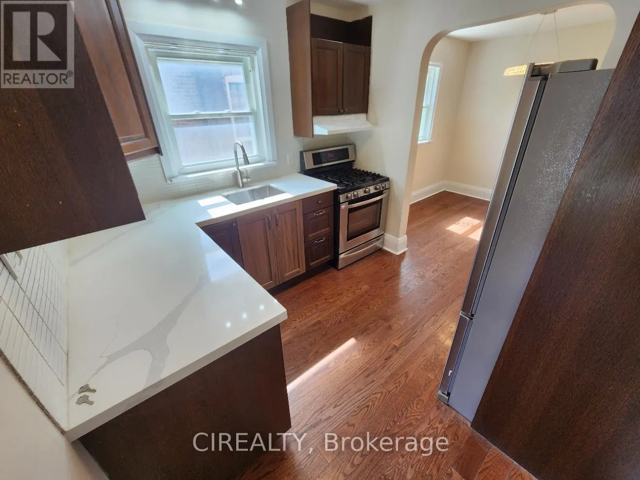 82 LILIAN DRIVE