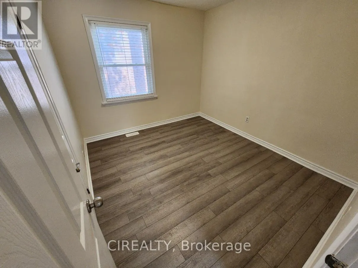 82 LILIAN DRIVE