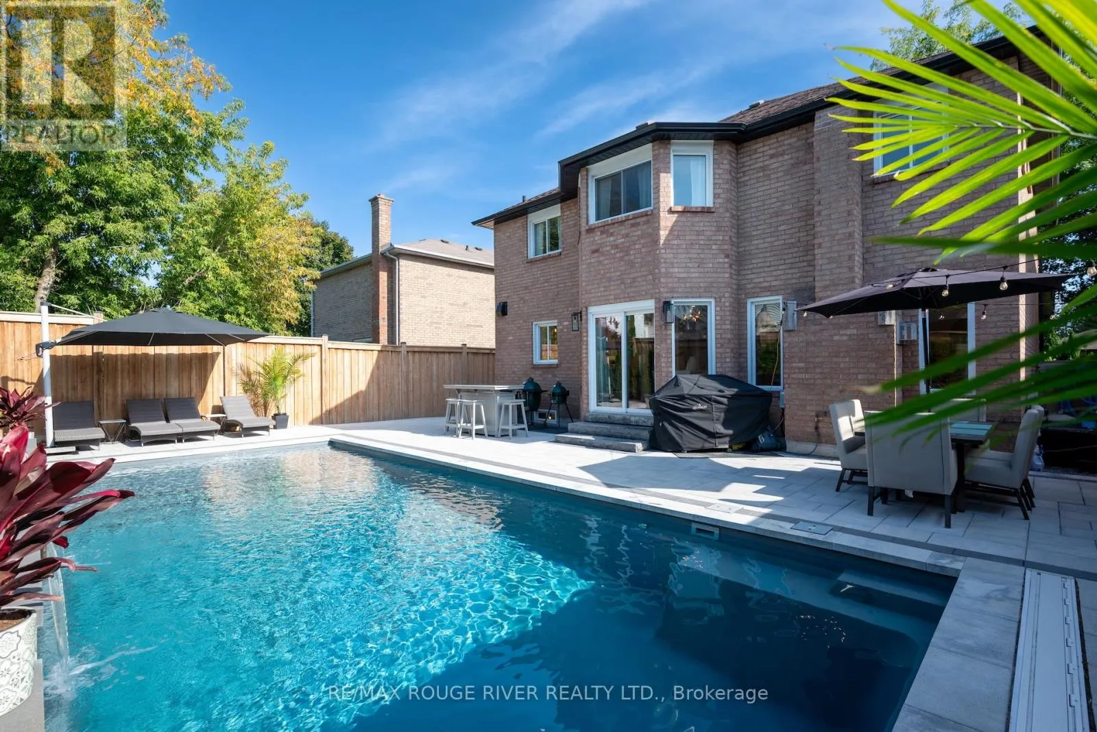 37 DONCASTER CRESCENT