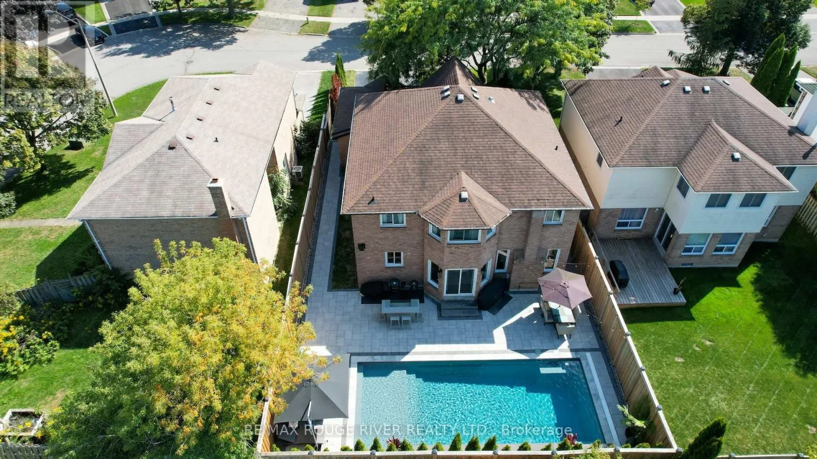 37 DONCASTER CRESCENT