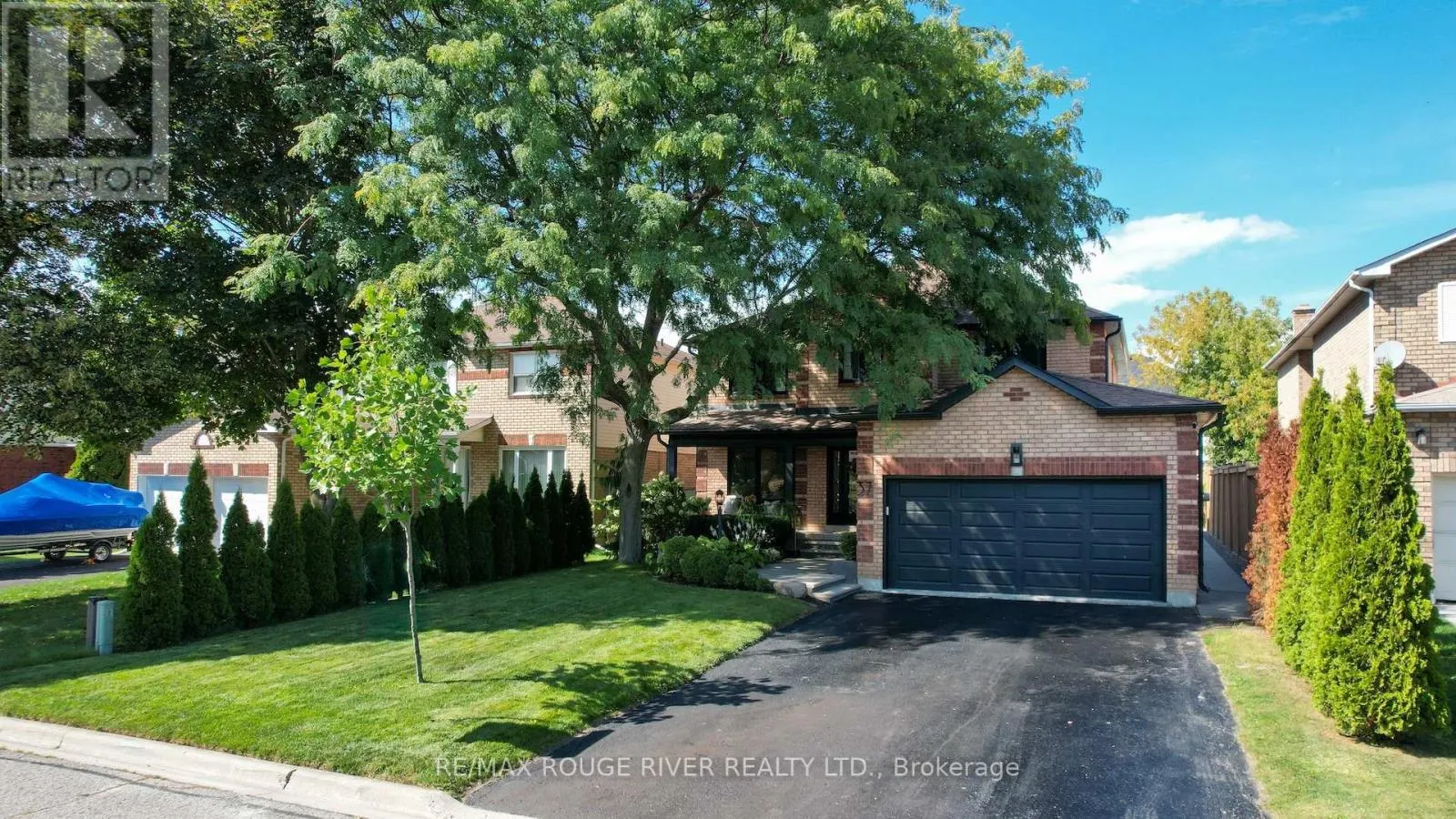 37 DONCASTER CRESCENT