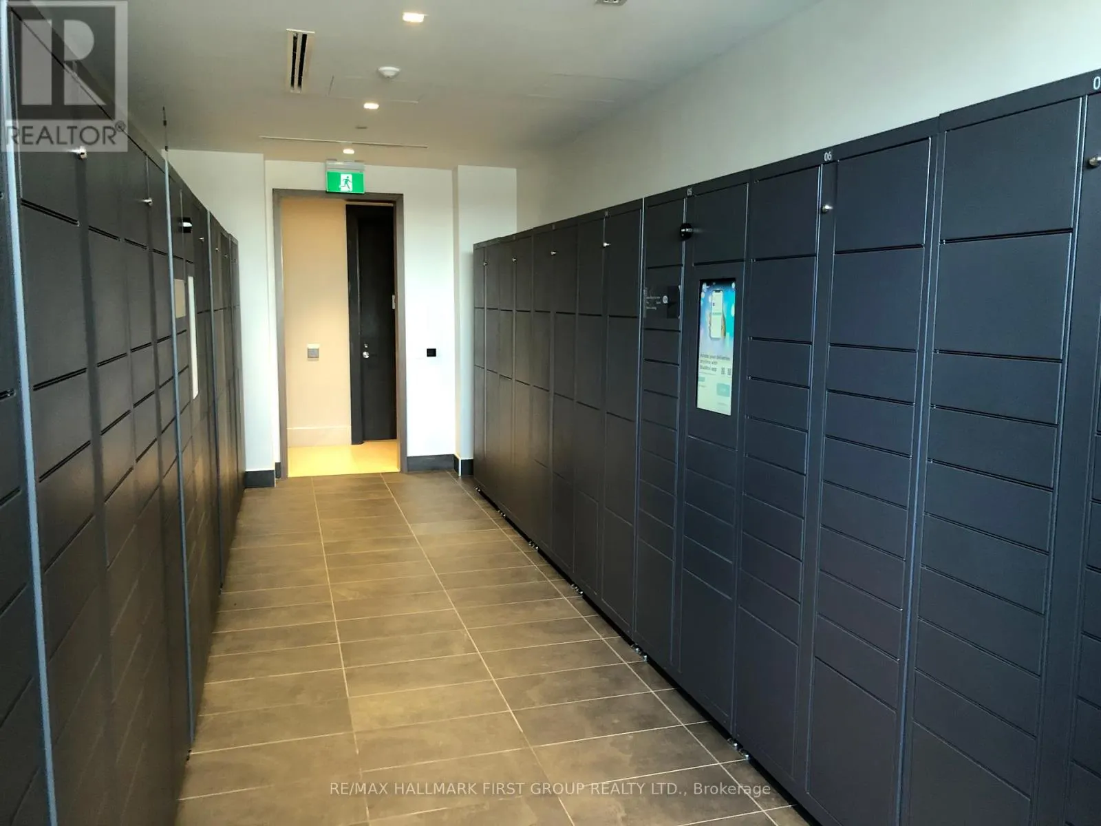 202 - 2545 SIMCOE STREET N, #202