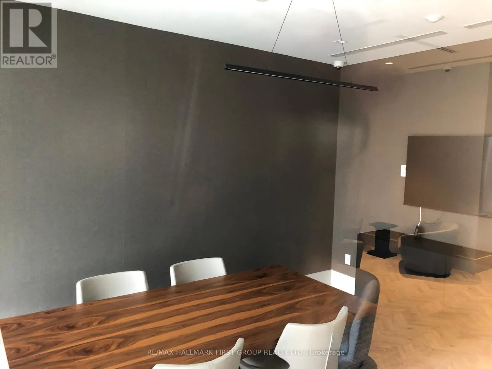 202 - 2545 SIMCOE STREET N, #202