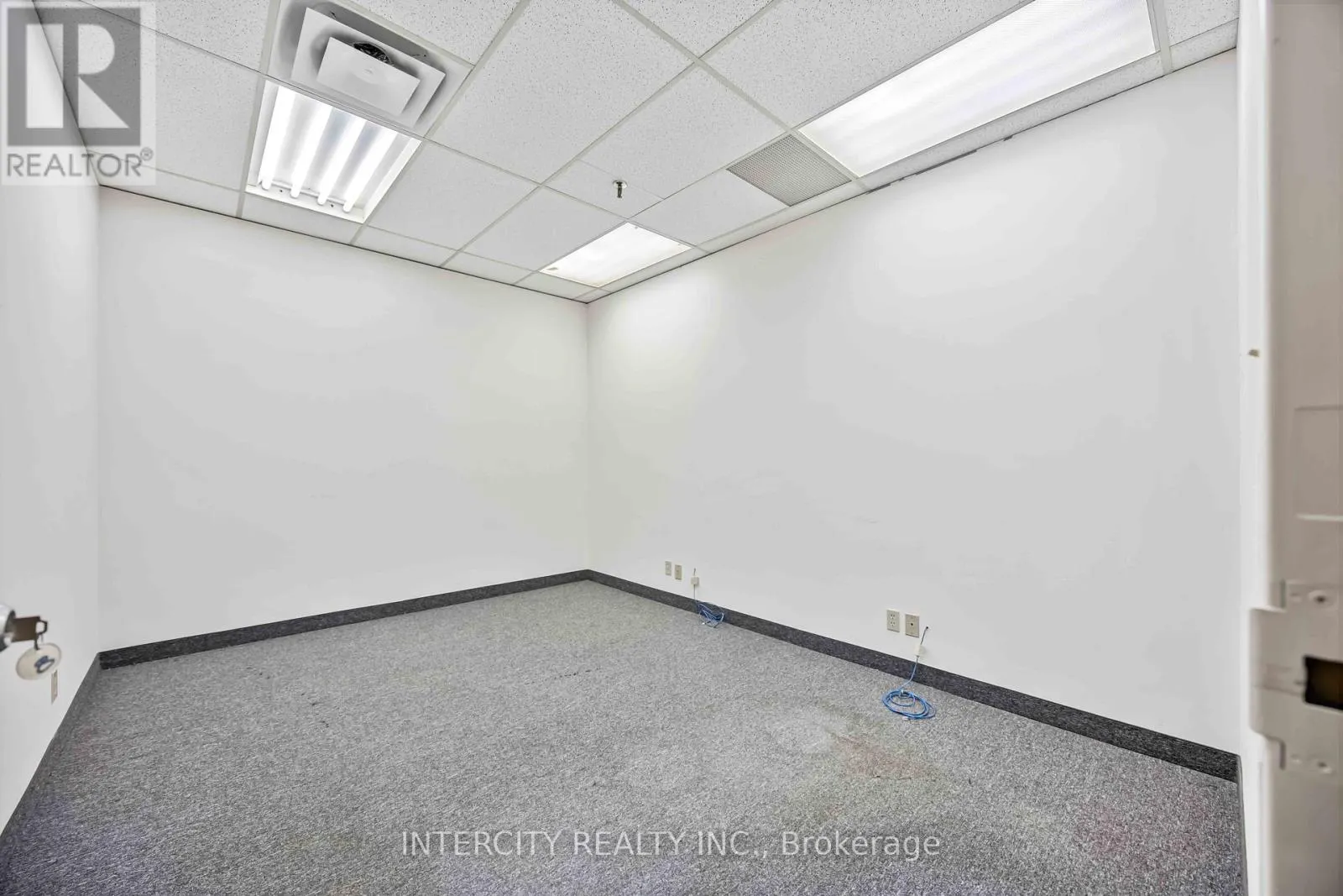UNIT A/B - 65 MELFORD DRIVE