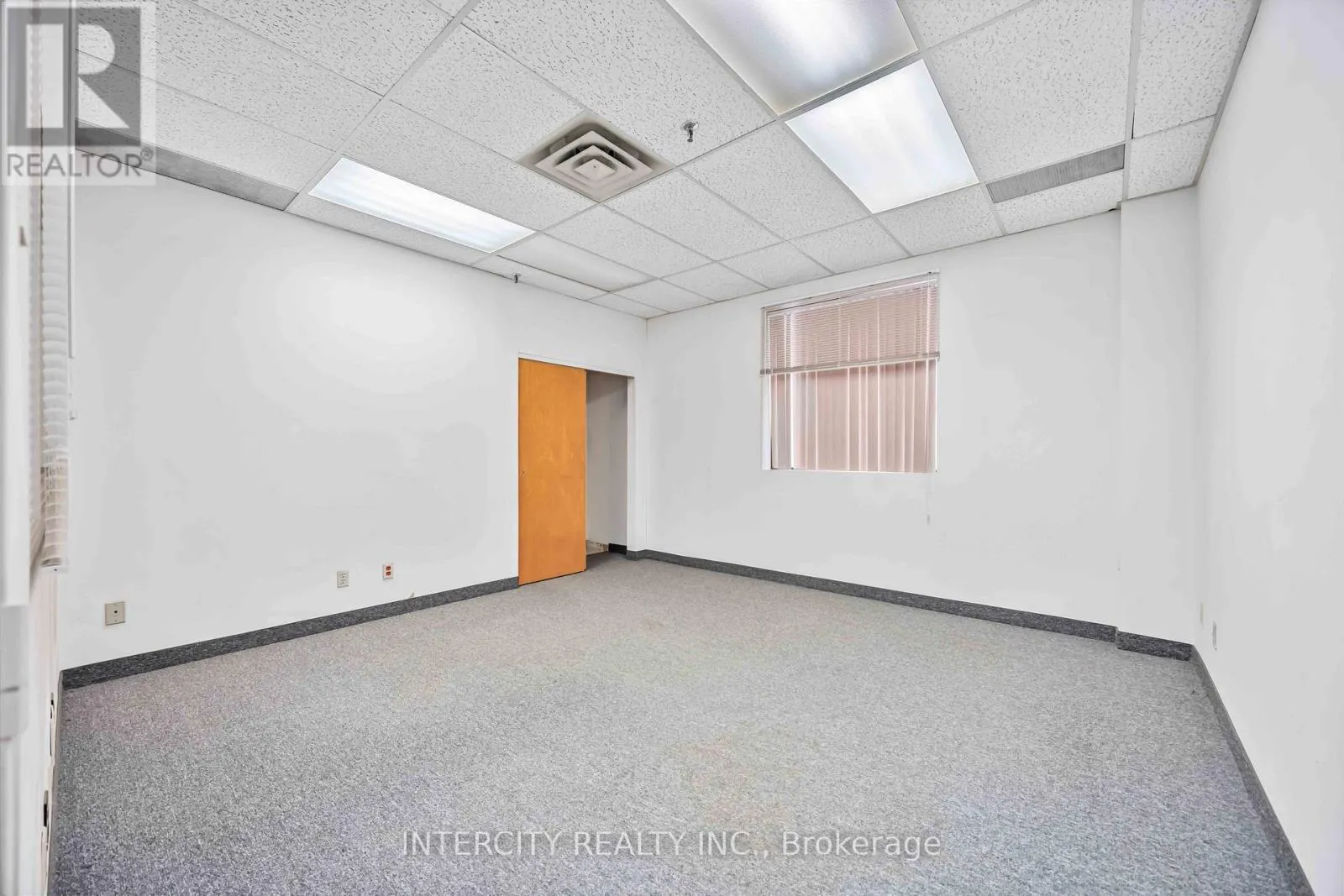 UNIT A/B - 65 MELFORD DRIVE