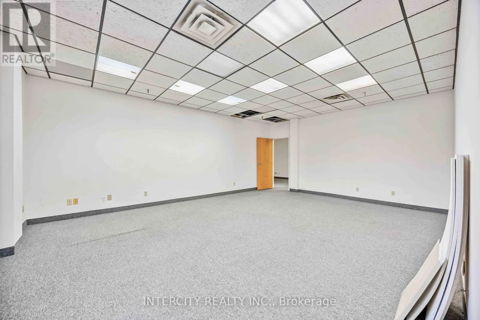 UNIT A/B - 65 MELFORD DRIVE