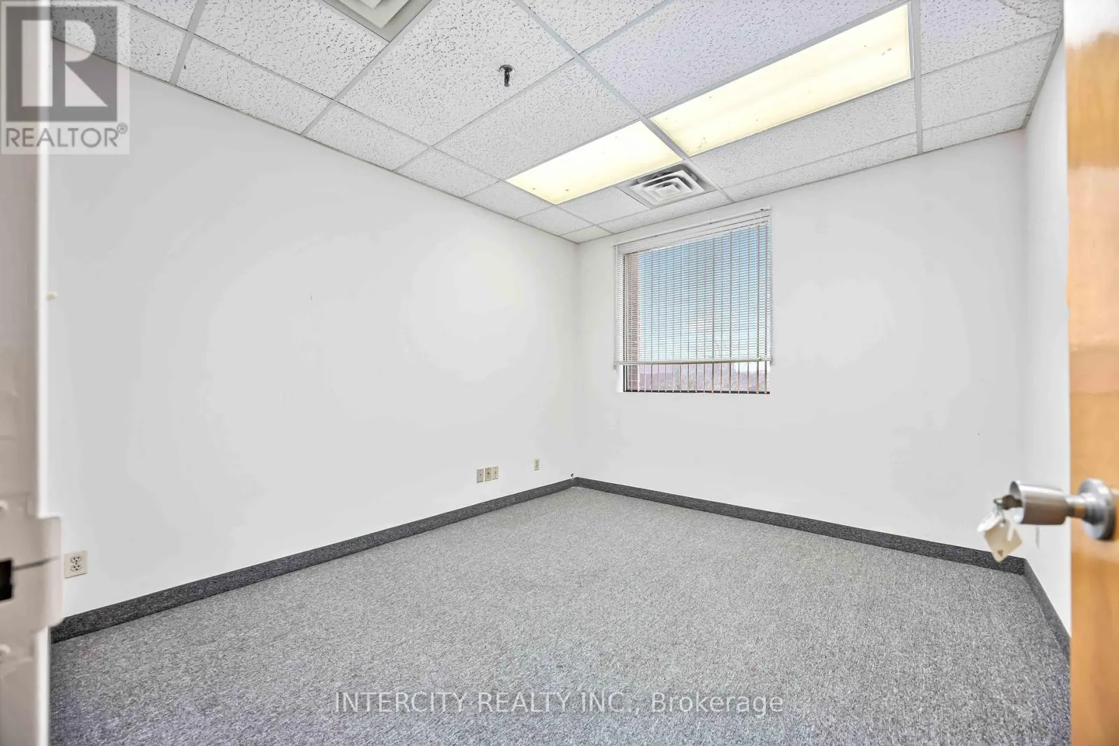 UNIT A/B - 65 MELFORD DRIVE
