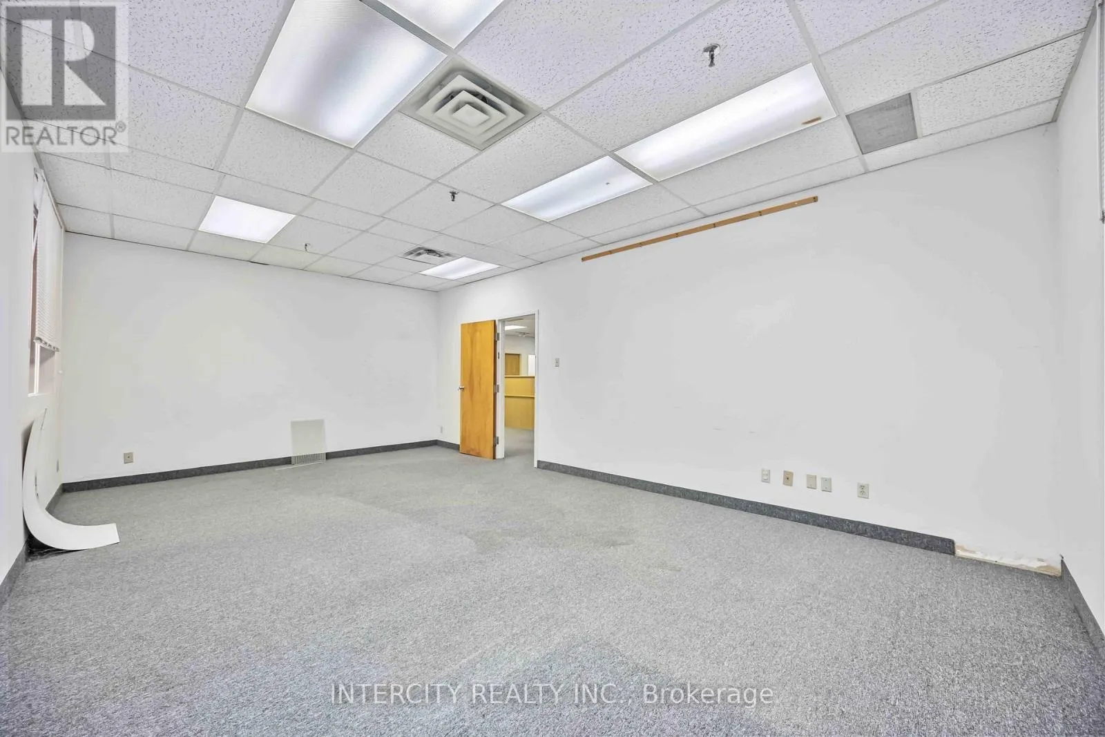 UNIT A/B - 65 MELFORD DRIVE
