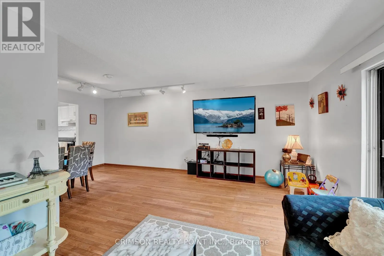79 - 25 BRIMWOOD BOULEVARD