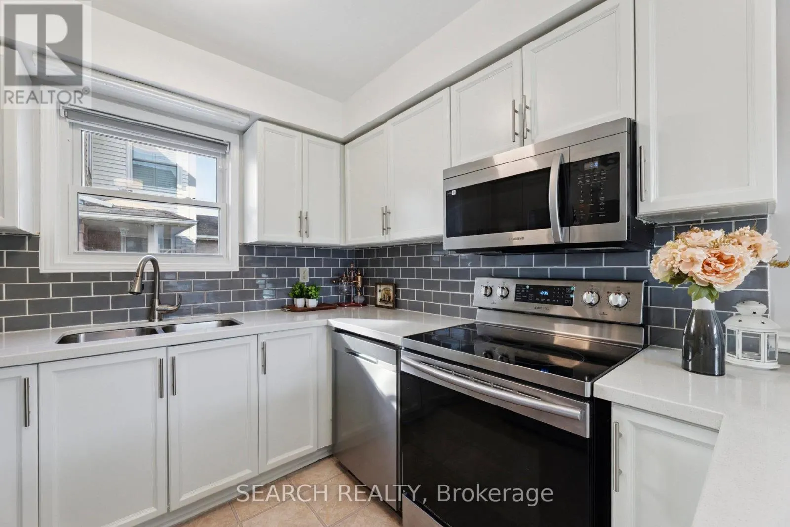 955 RENAISSANCE DRIVE