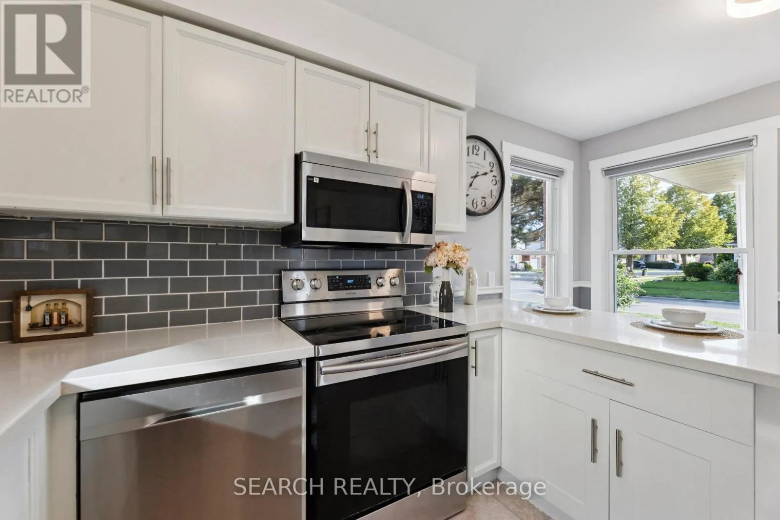 955 RENAISSANCE DRIVE