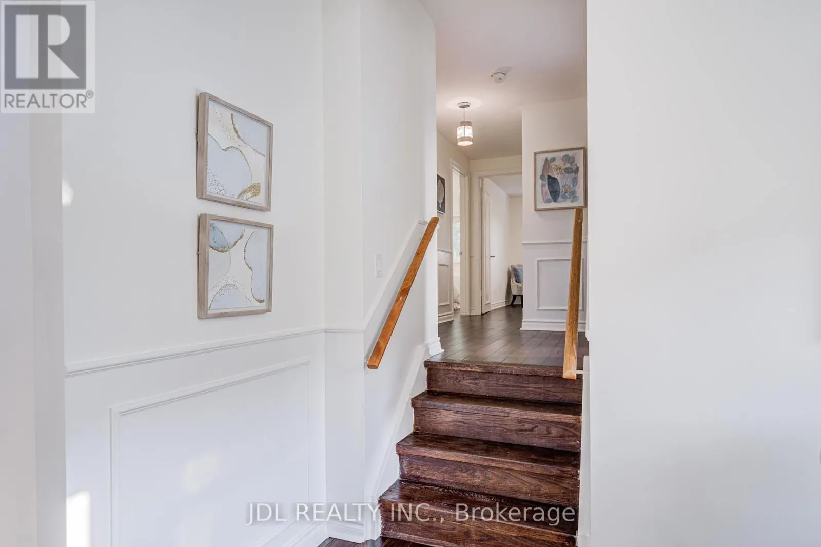 6 NORHEAD AVENUE