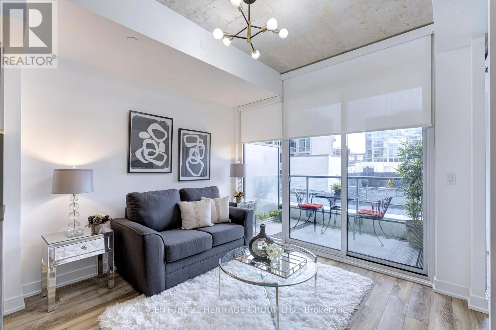 522 - 30 BASEBALL PLACE