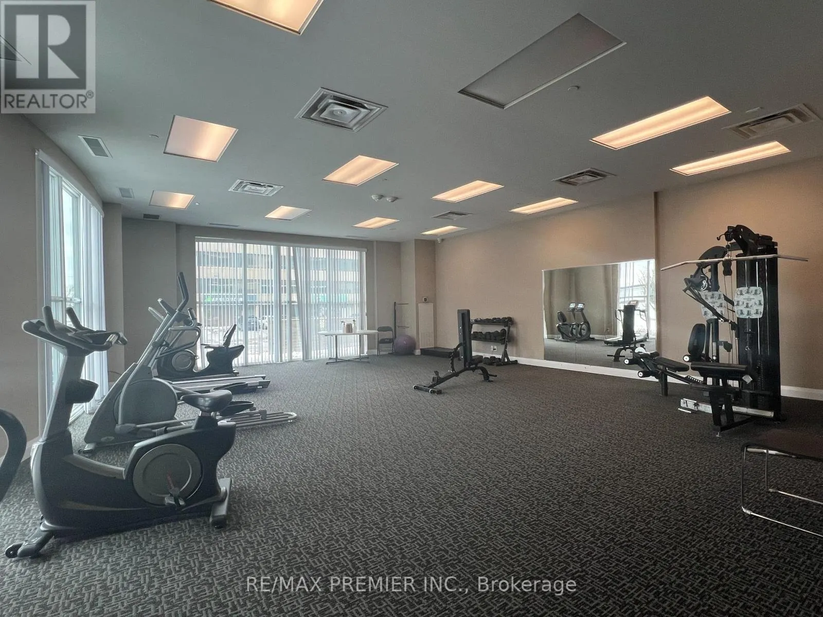 PH12 - 2150 LAWRENCE AVENUE E