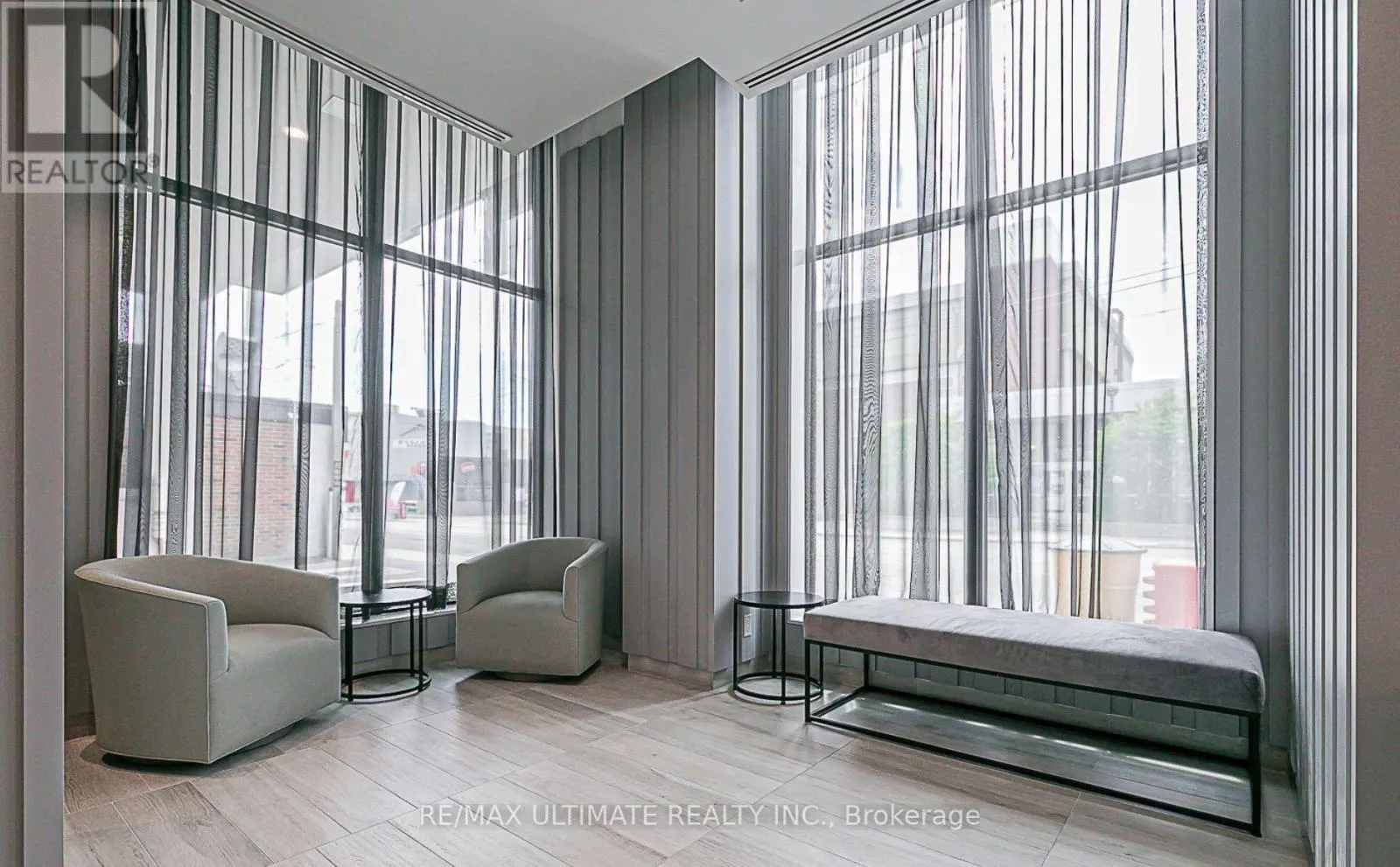 301 - 1630 QUEEN STREET E