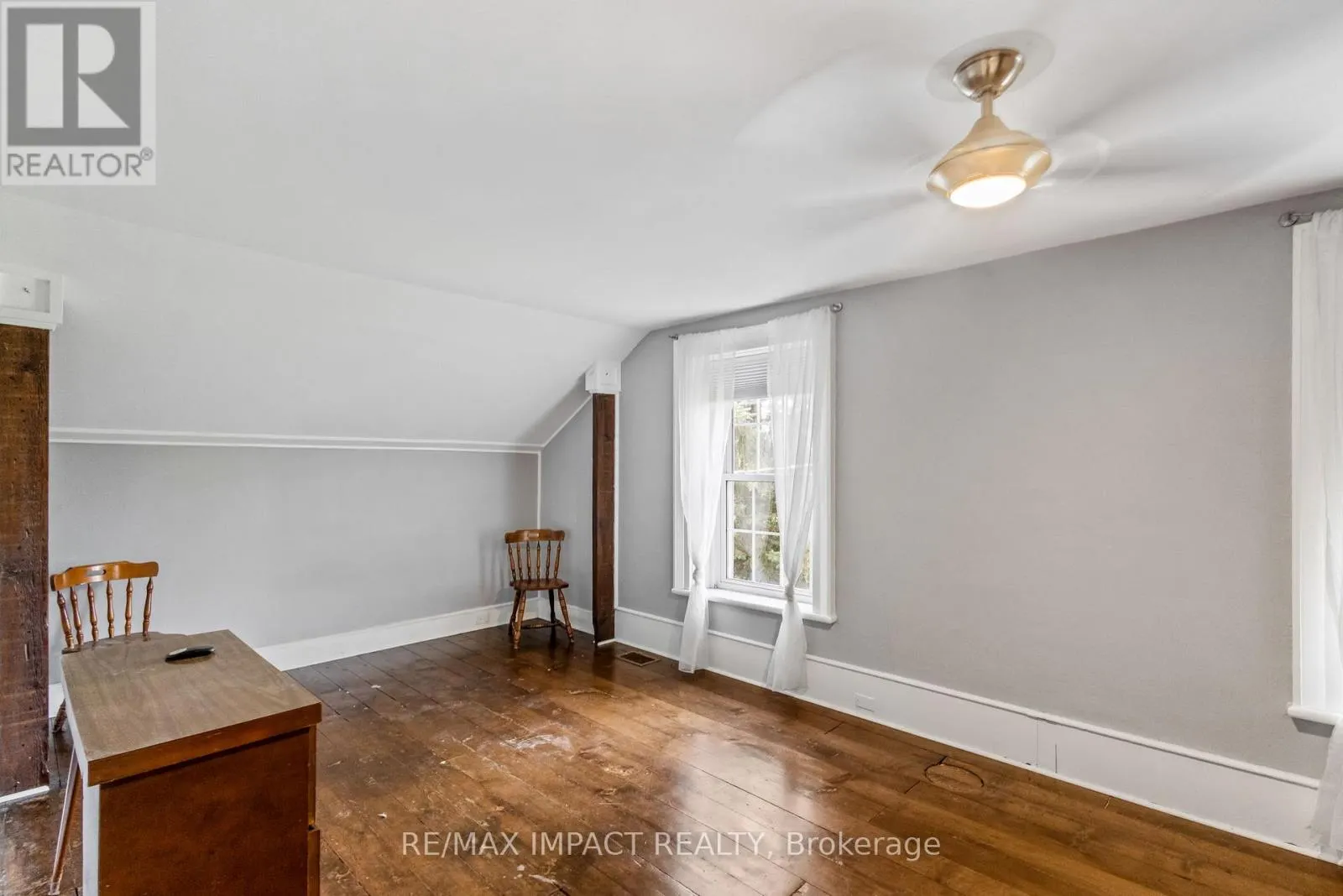 1933 CONCESSION RD 6 ROAD