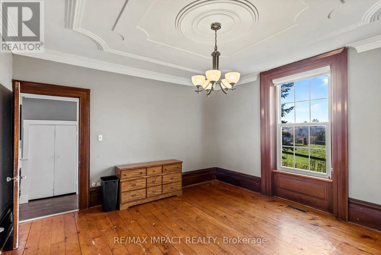 1933 CONCESSION RD 6 ROAD