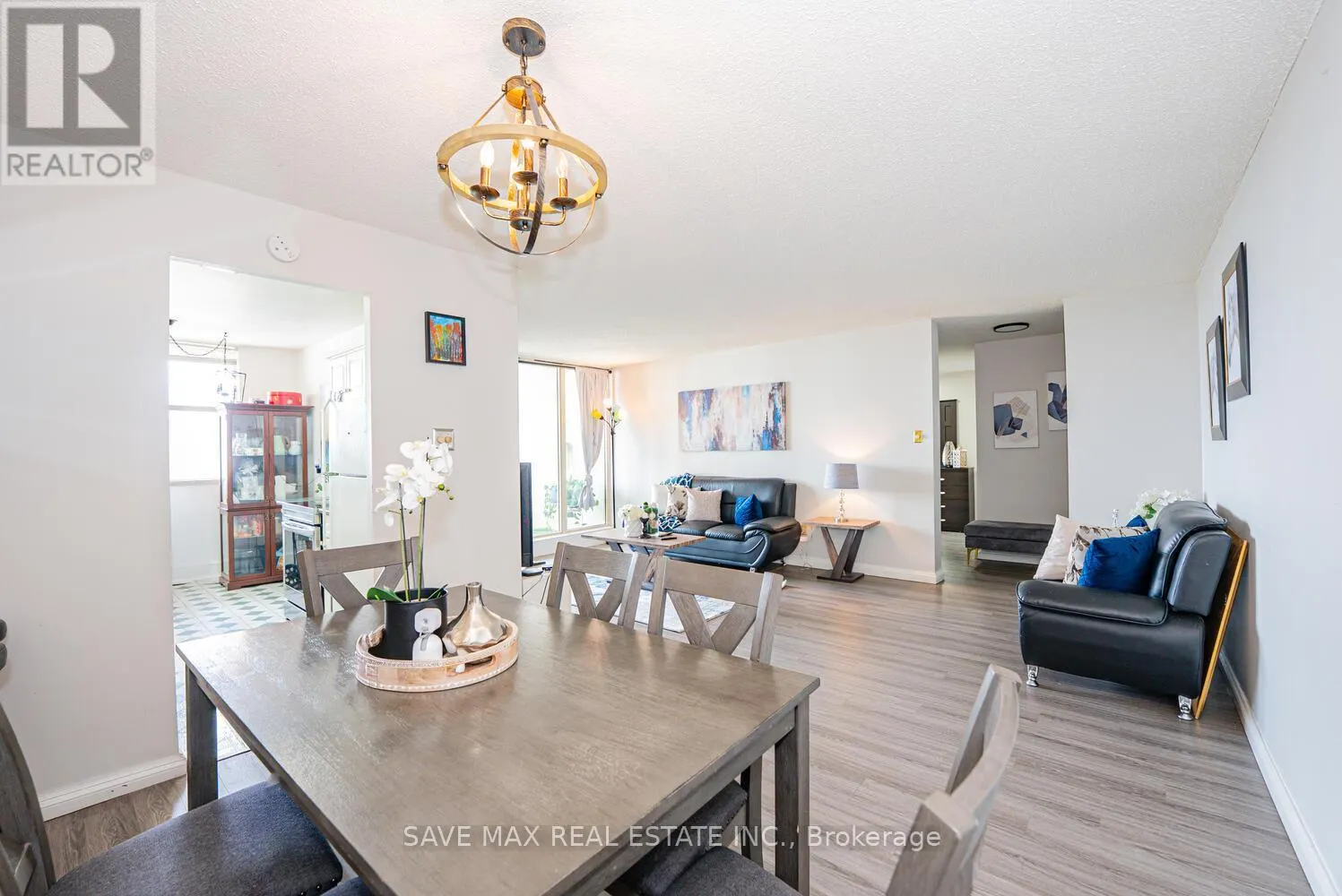 1203 - 44 FALBY COURT