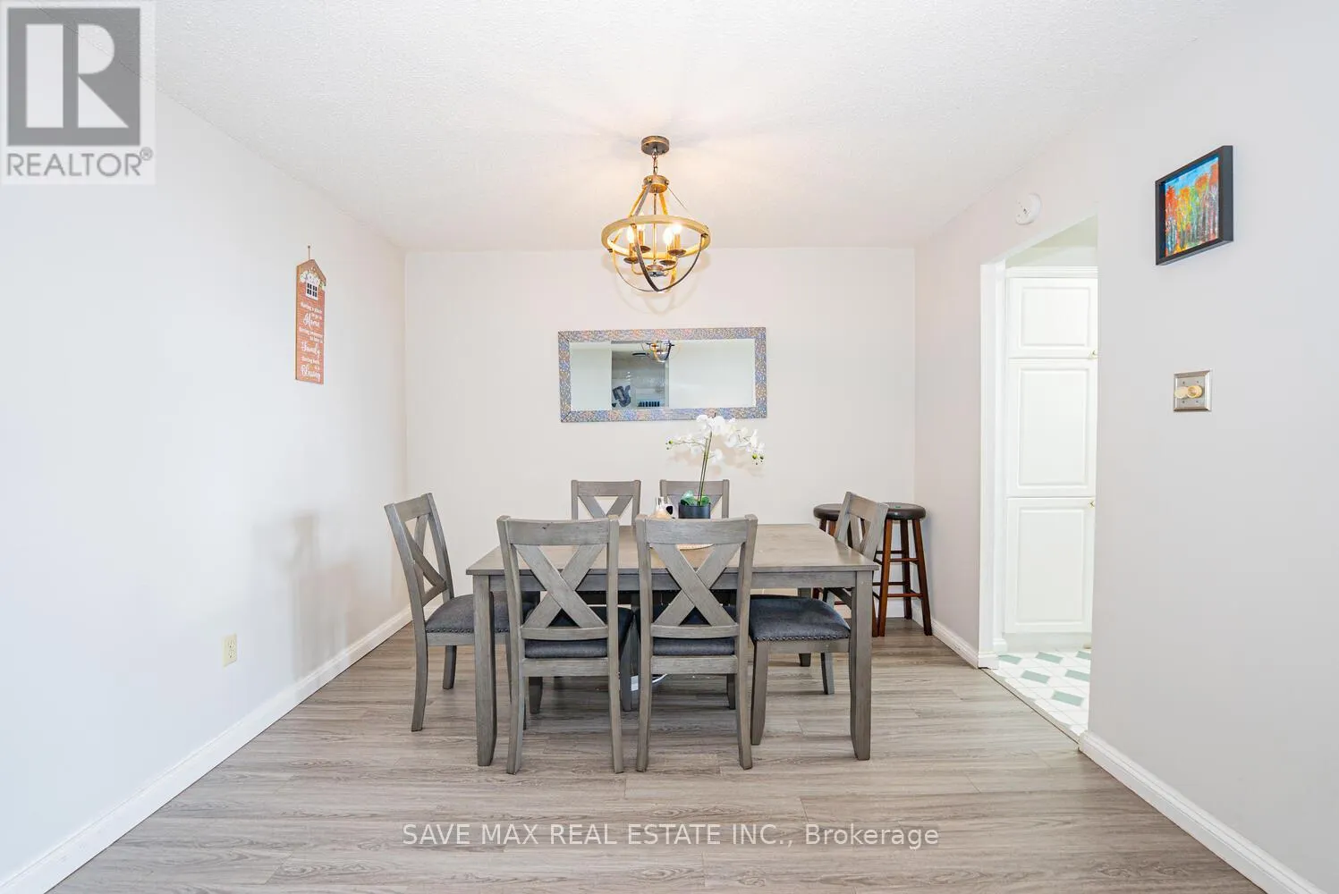 1203 - 44 FALBY COURT