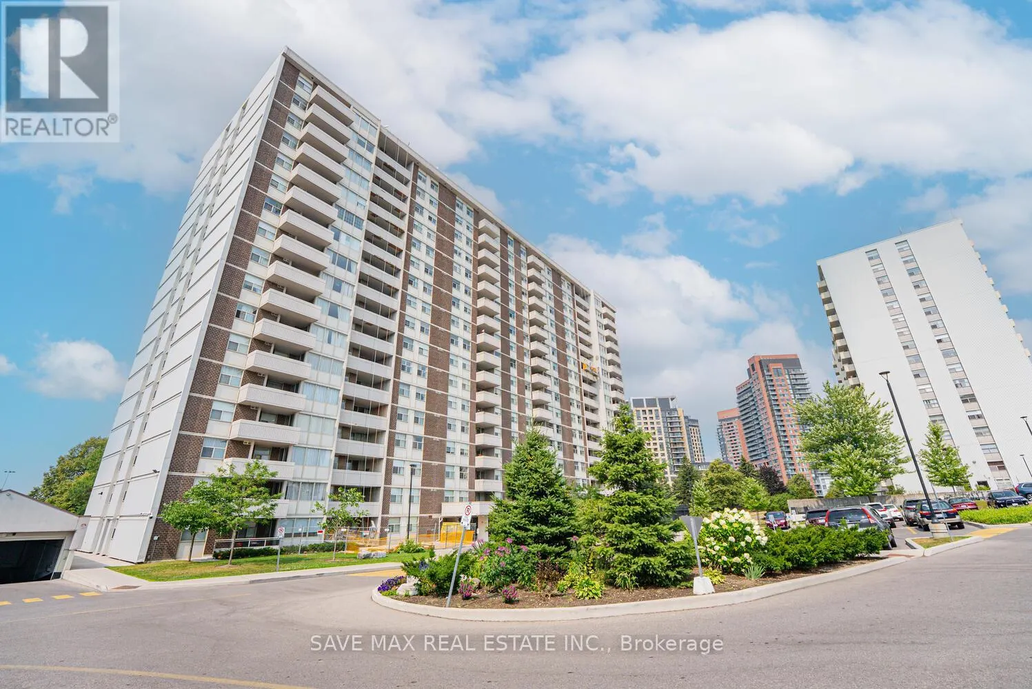 1203 - 44 FALBY COURT