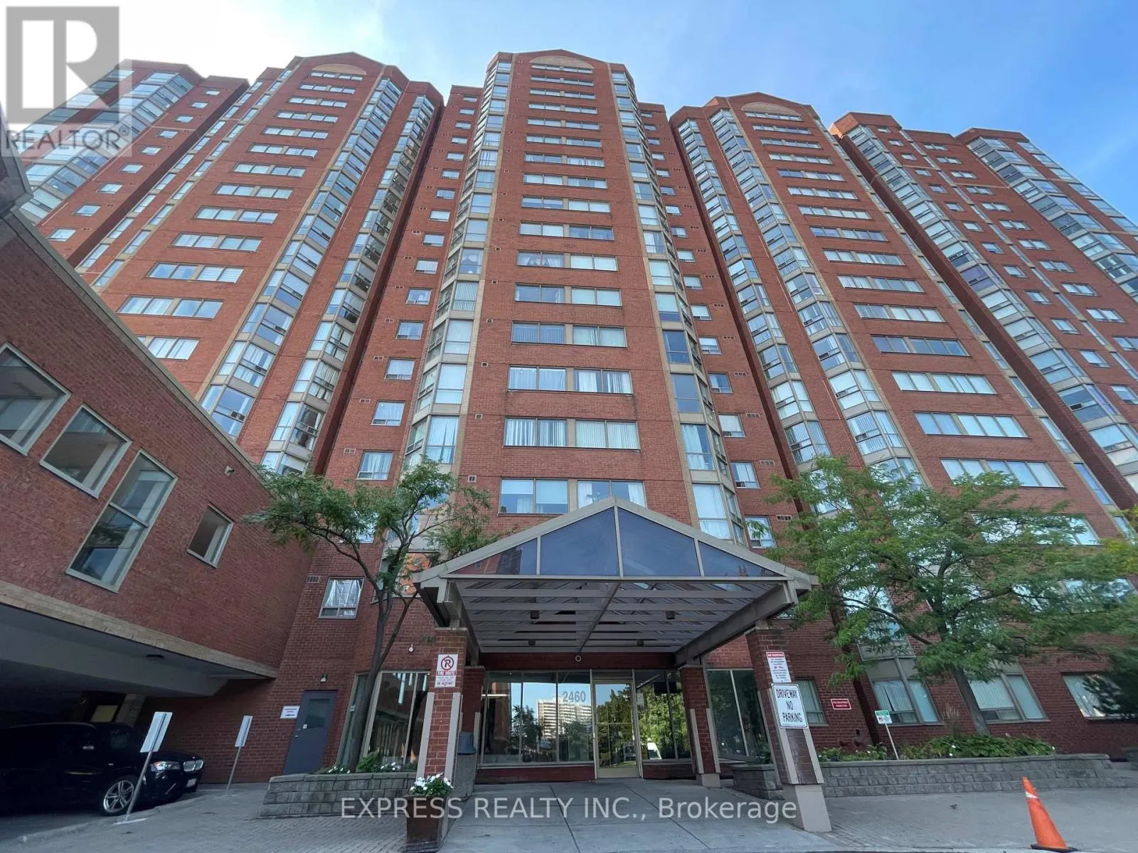 917 - 2460 EGLINTON AVENUE E