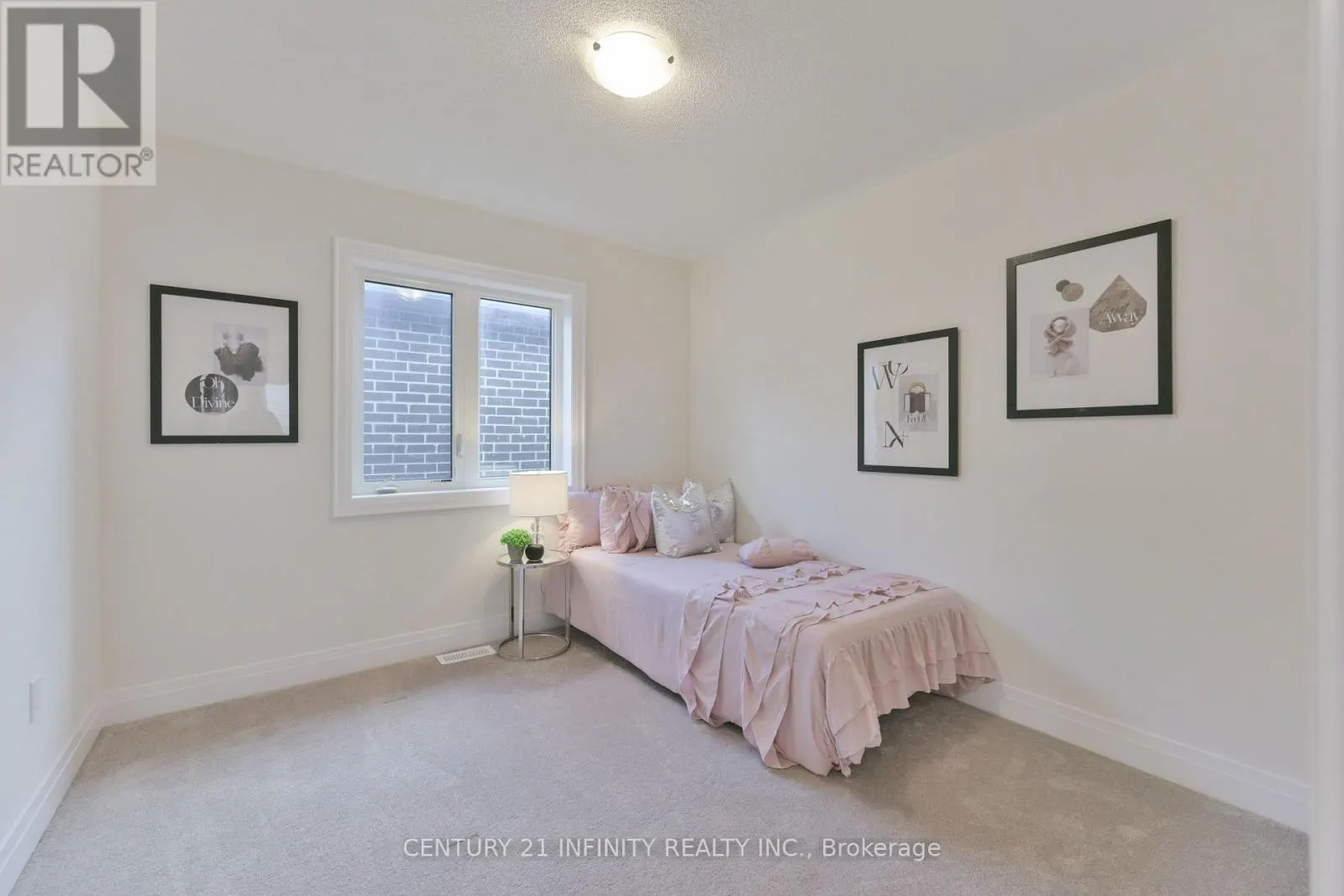 10 HOAD STREET