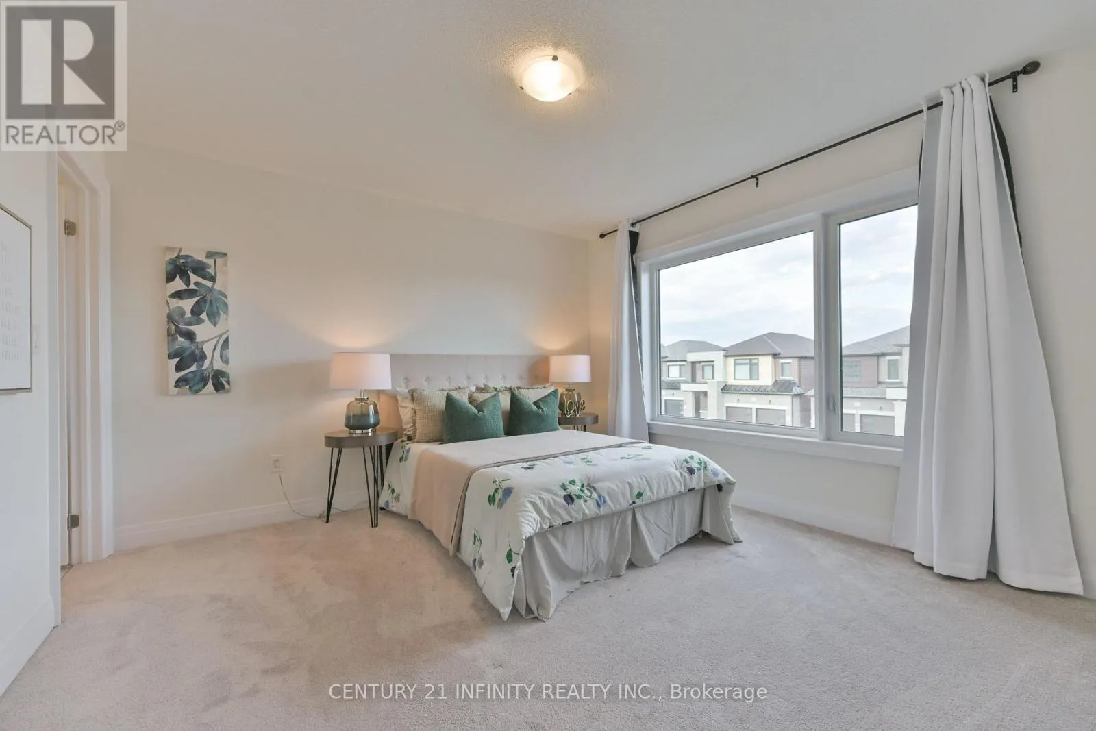 10 HOAD STREET