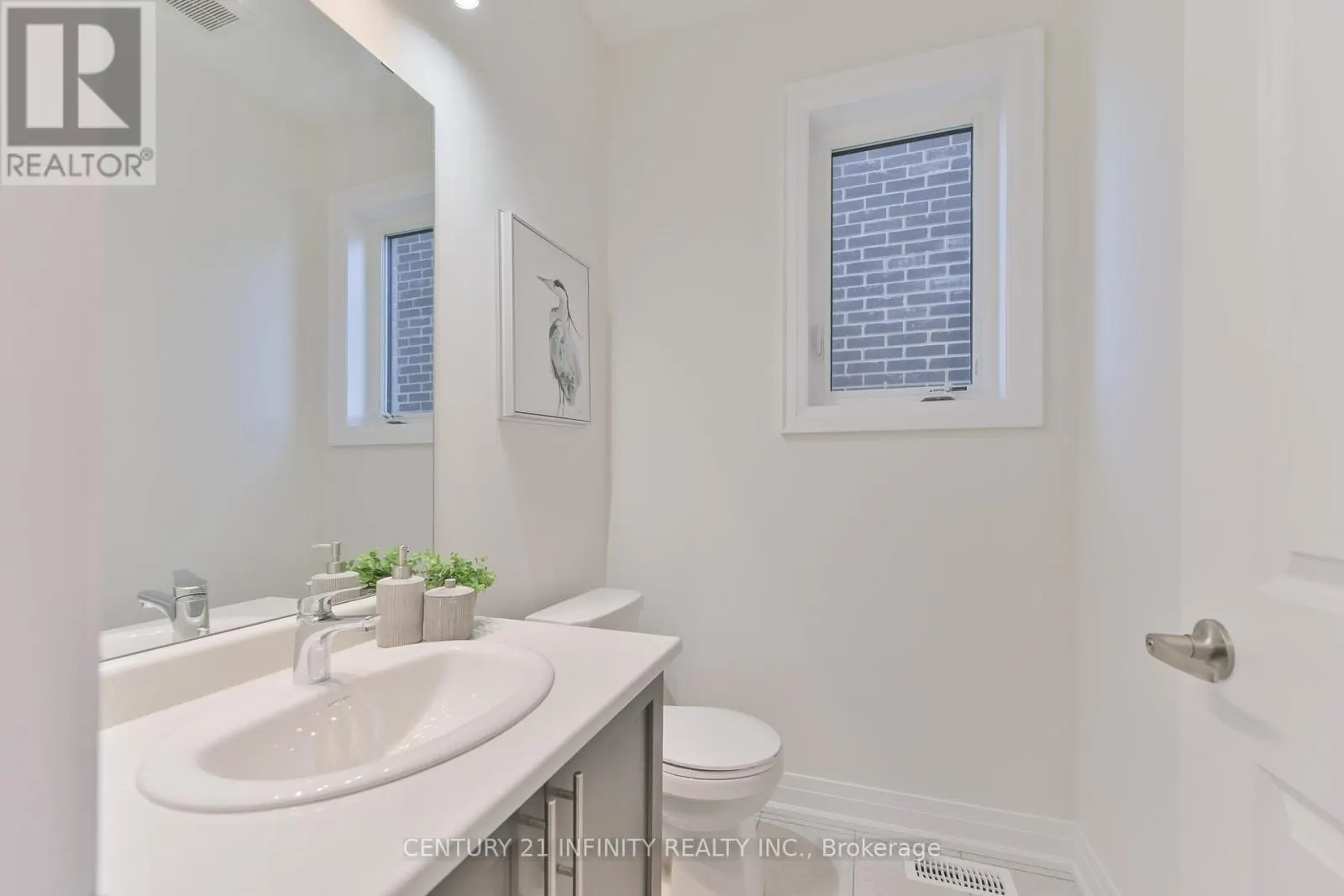 10 HOAD STREET