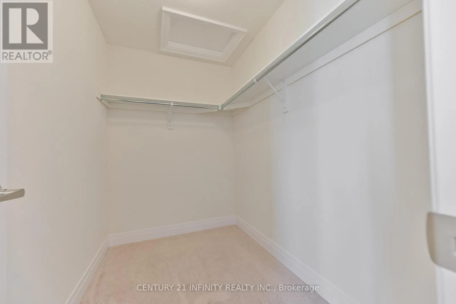 10 HOAD STREET