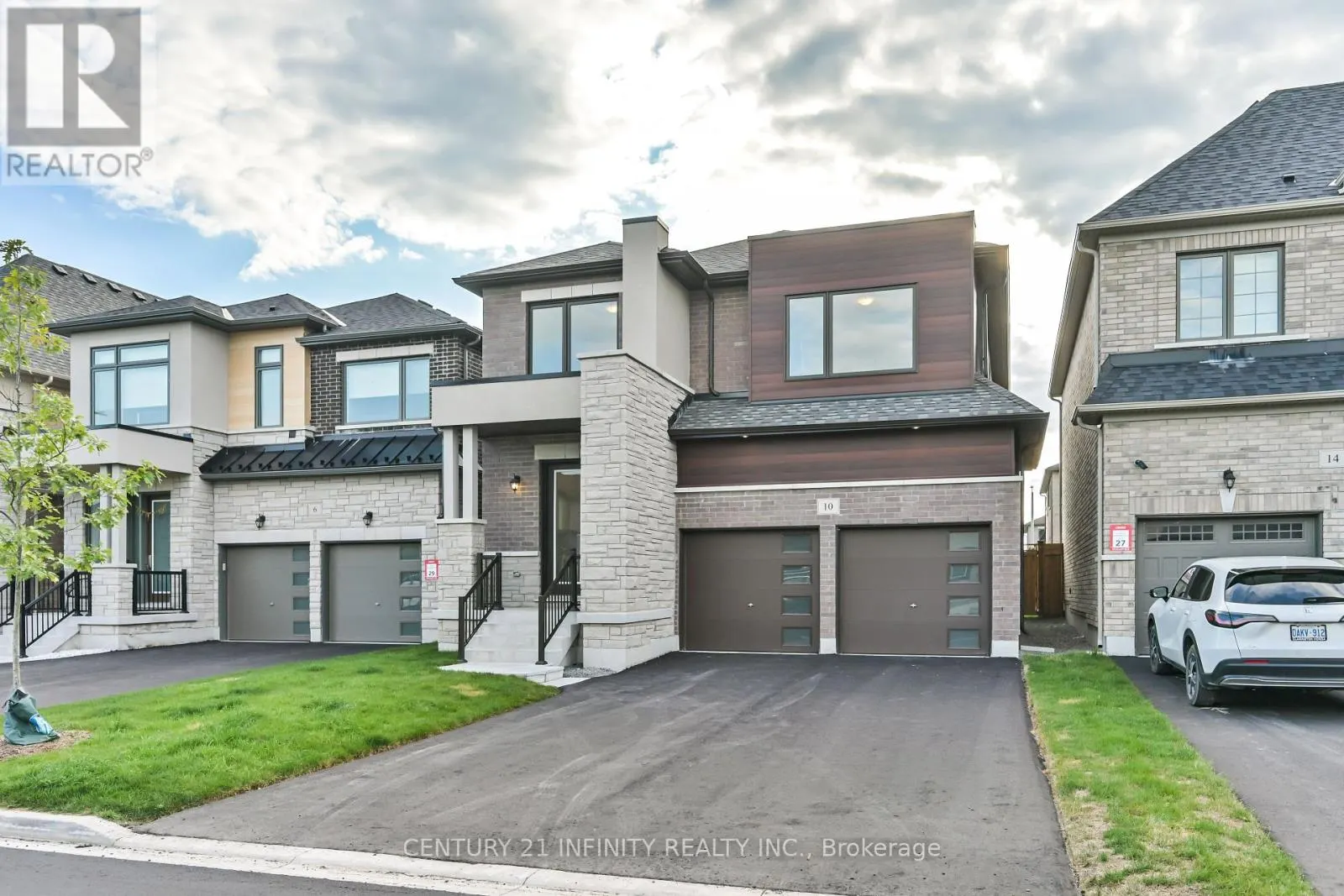 10 HOAD STREET