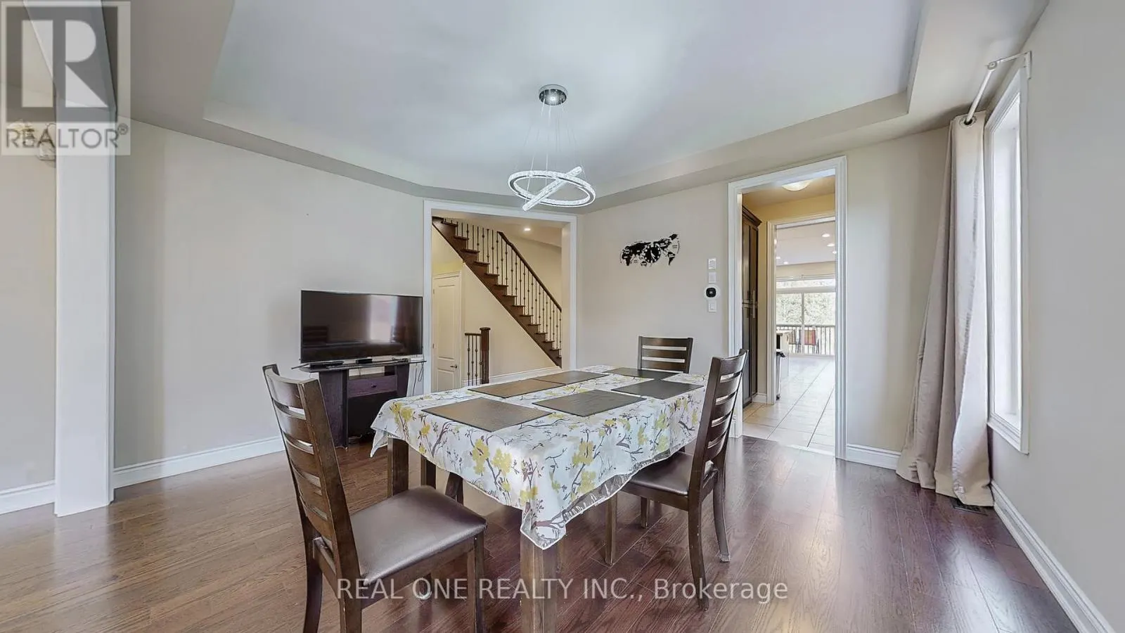 6 - 1815 FAIRPORT ROAD