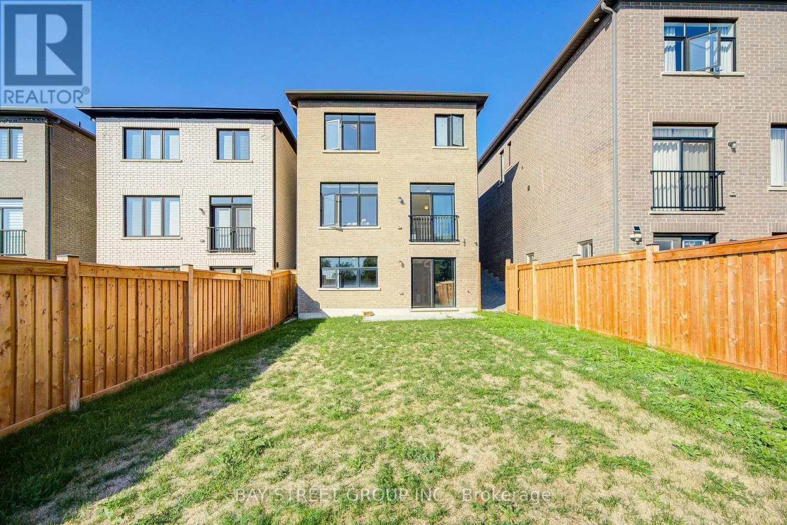 2643 DELPHINIUM TRAIL
