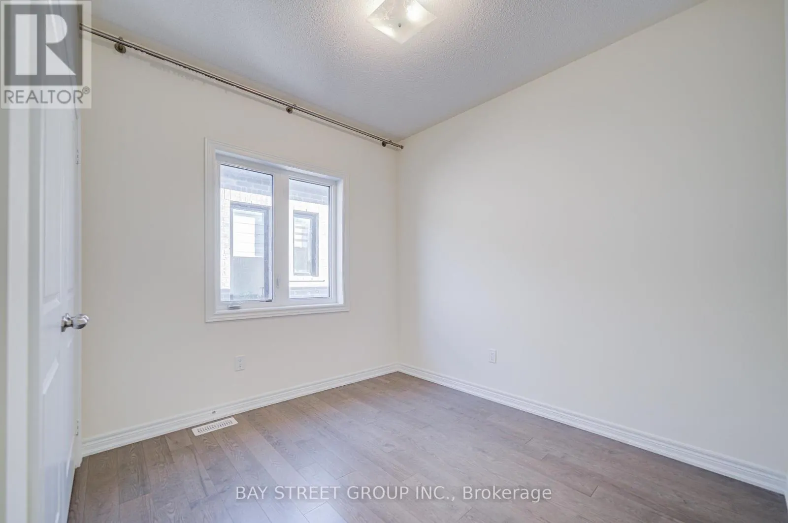 2643 DELPHINIUM TRAIL