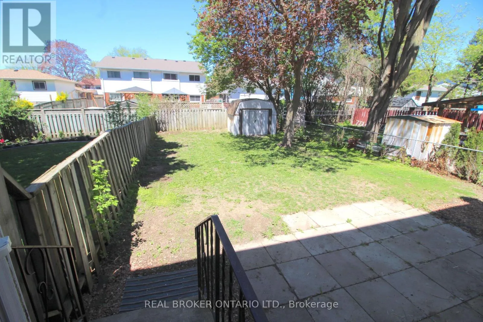 658 BERWICK CRESCENT