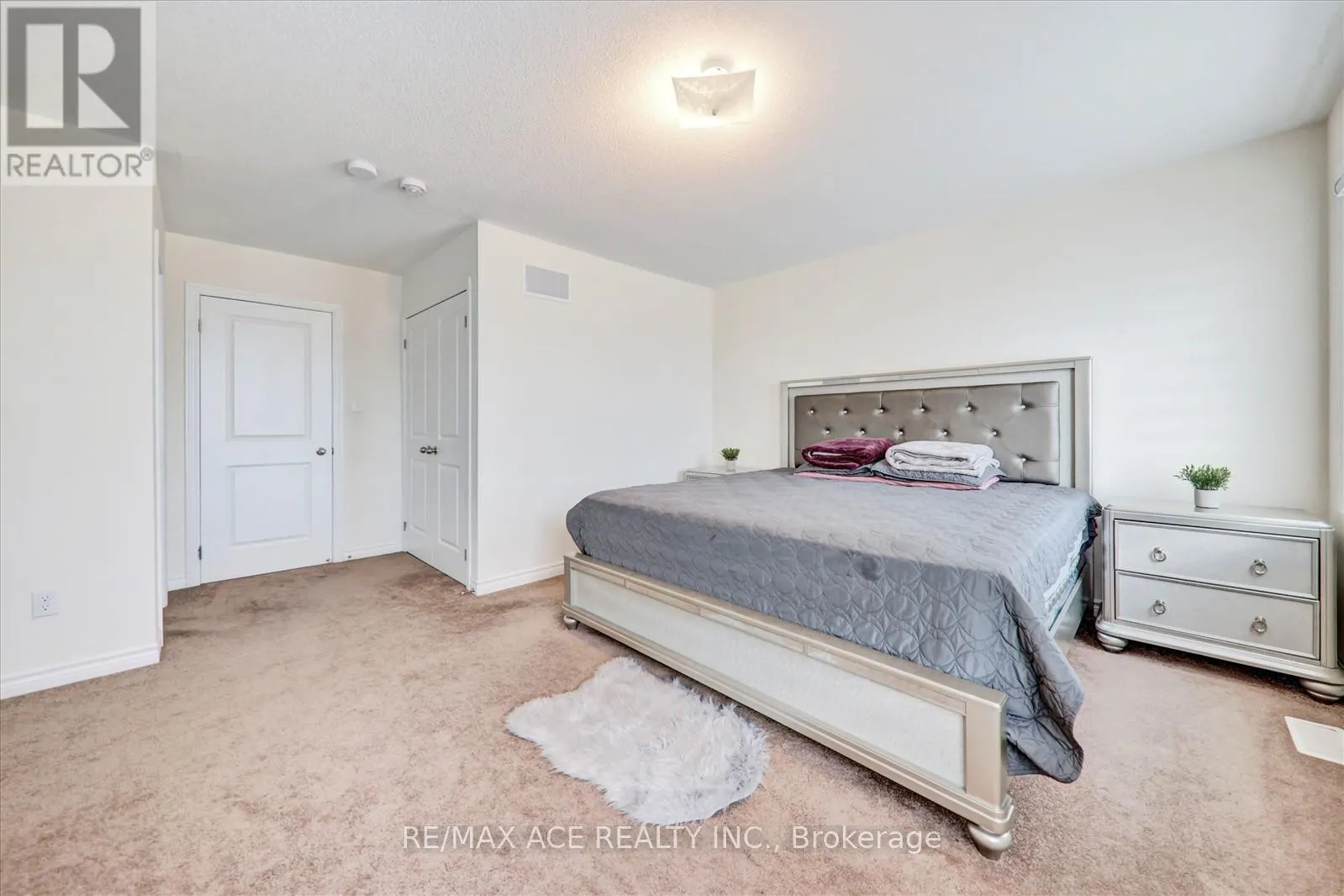 1097 CAMEO STREET