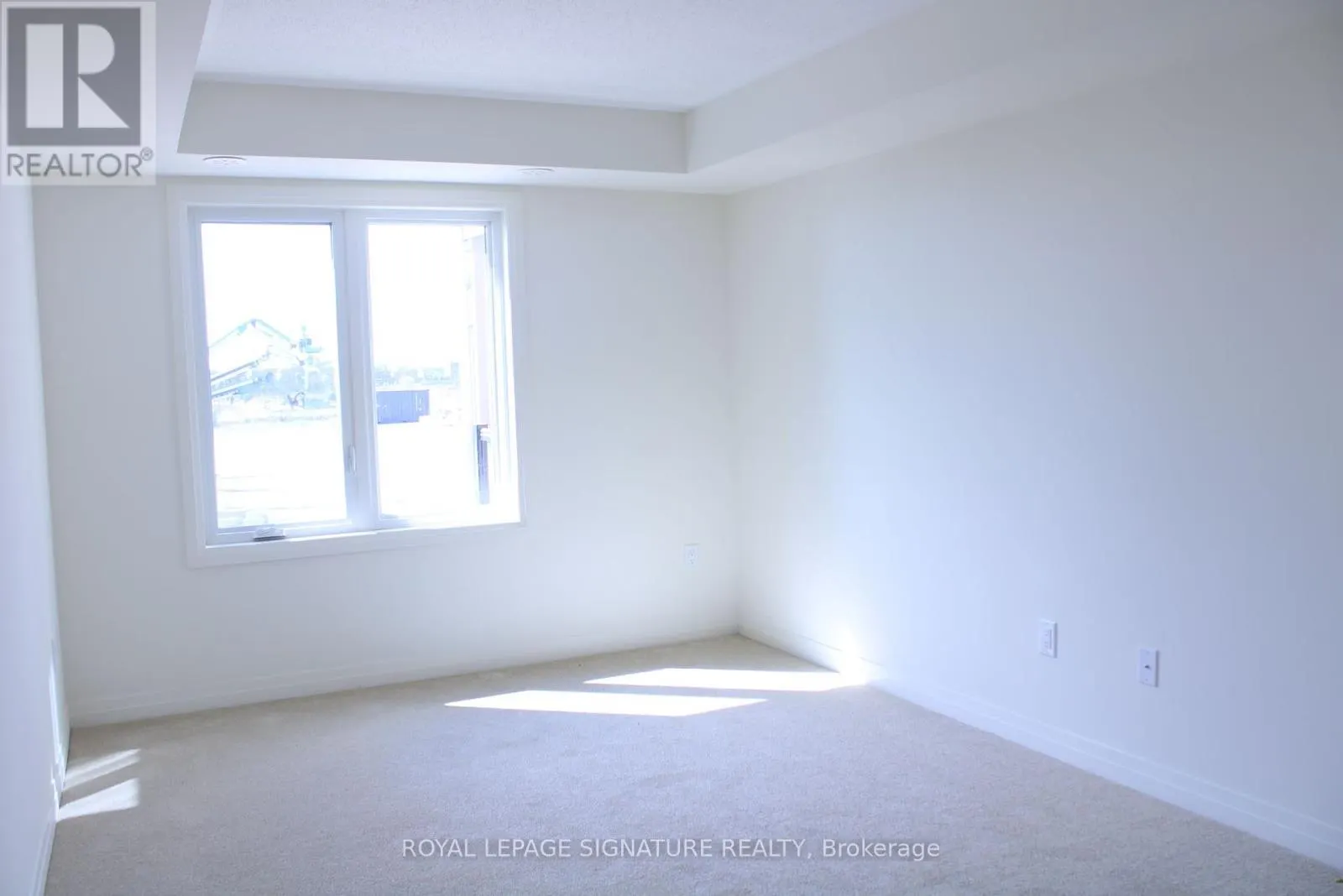 15B LOOKOUT DRIVE