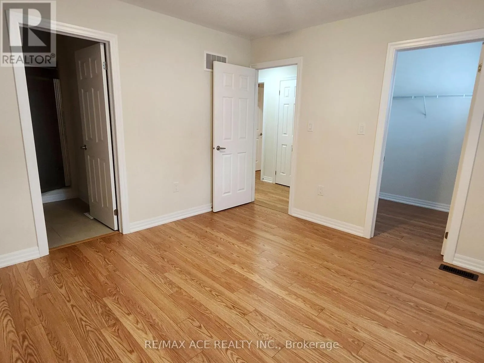 MAIN - 7 NORTHROP AVENUE