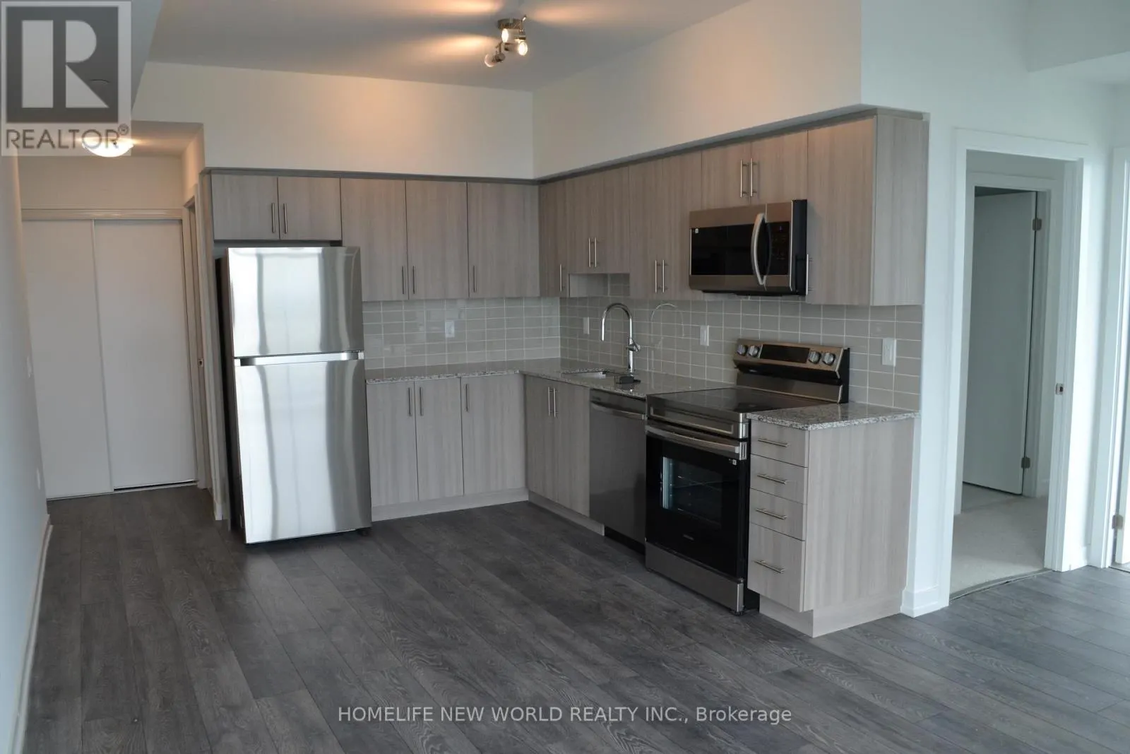 2410 - 1455 CELEBRATION STREET