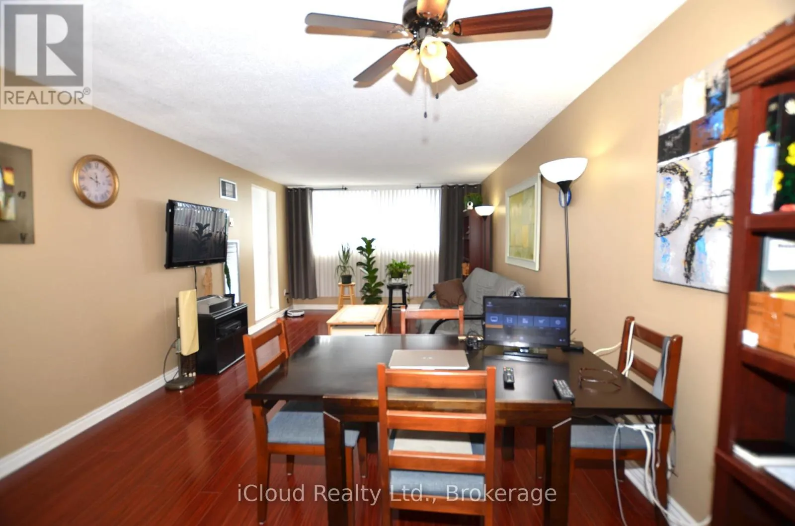 1213 - 10 TAPSCOTT ROAD