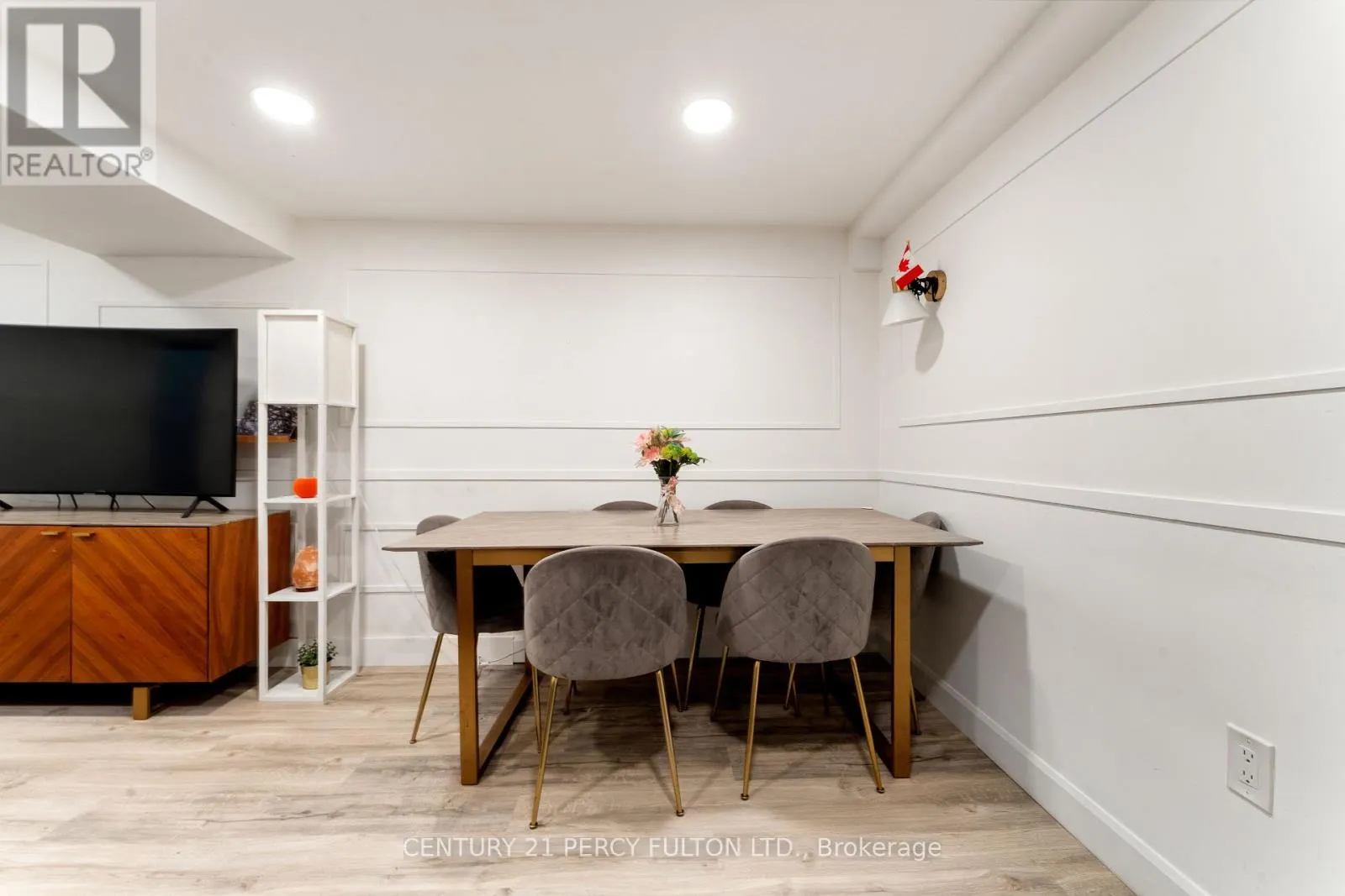 34 TOPHAM ROAD