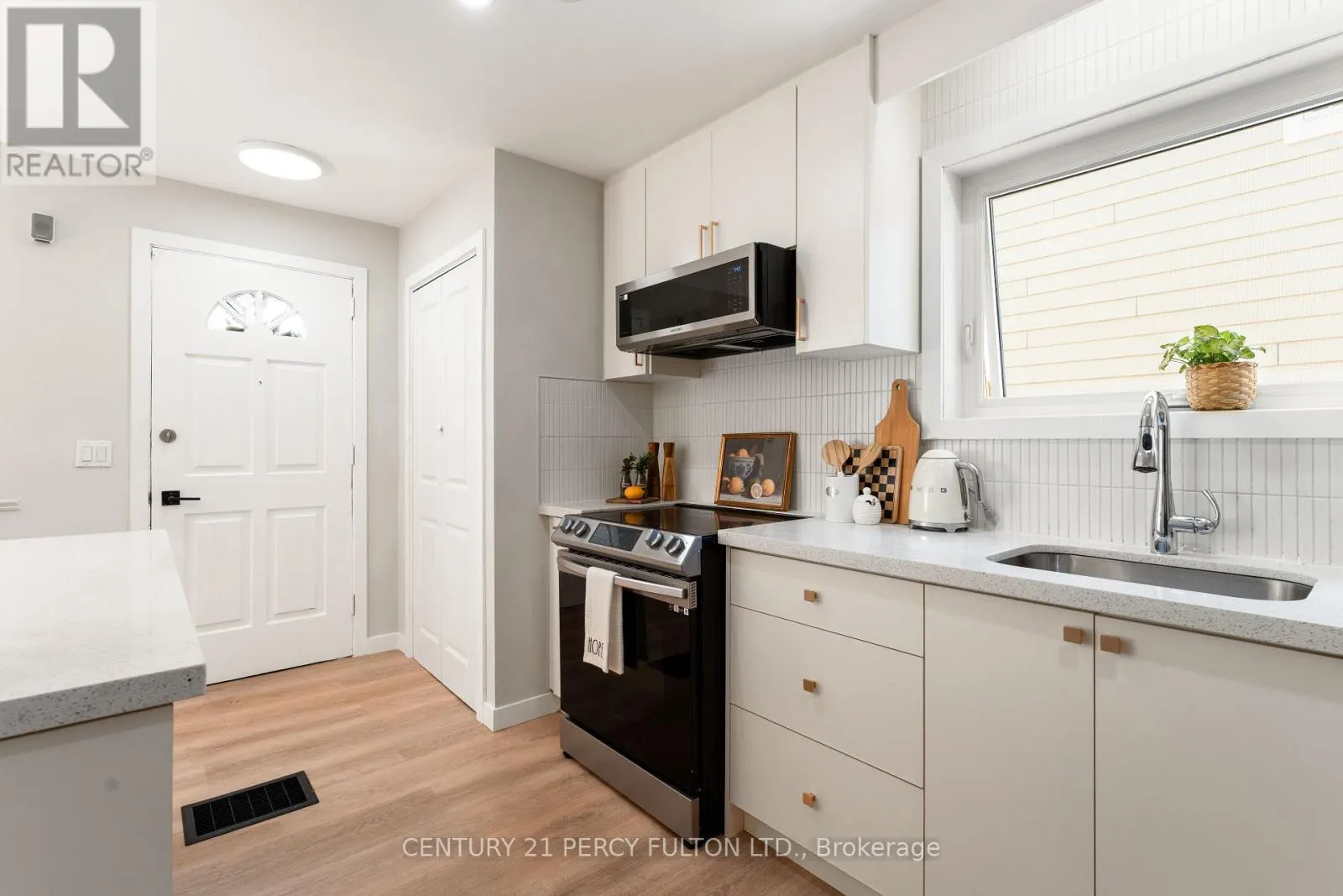 34 TOPHAM ROAD