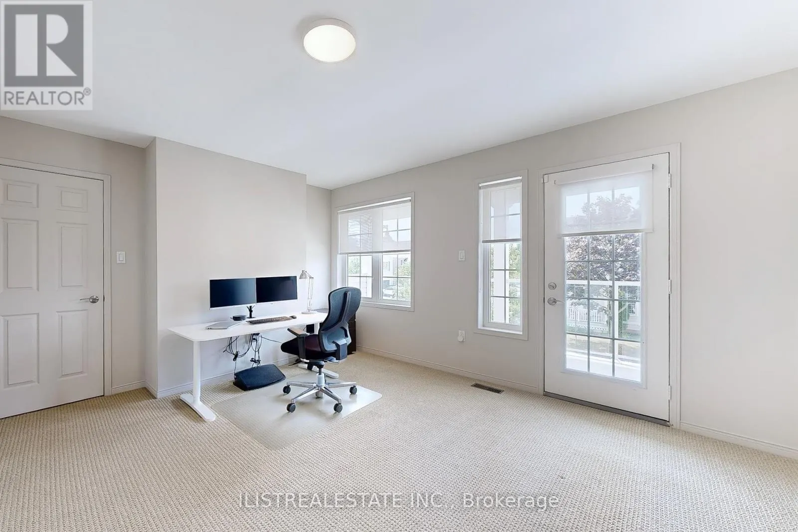 50 MOYNAHAN CRESCENT
