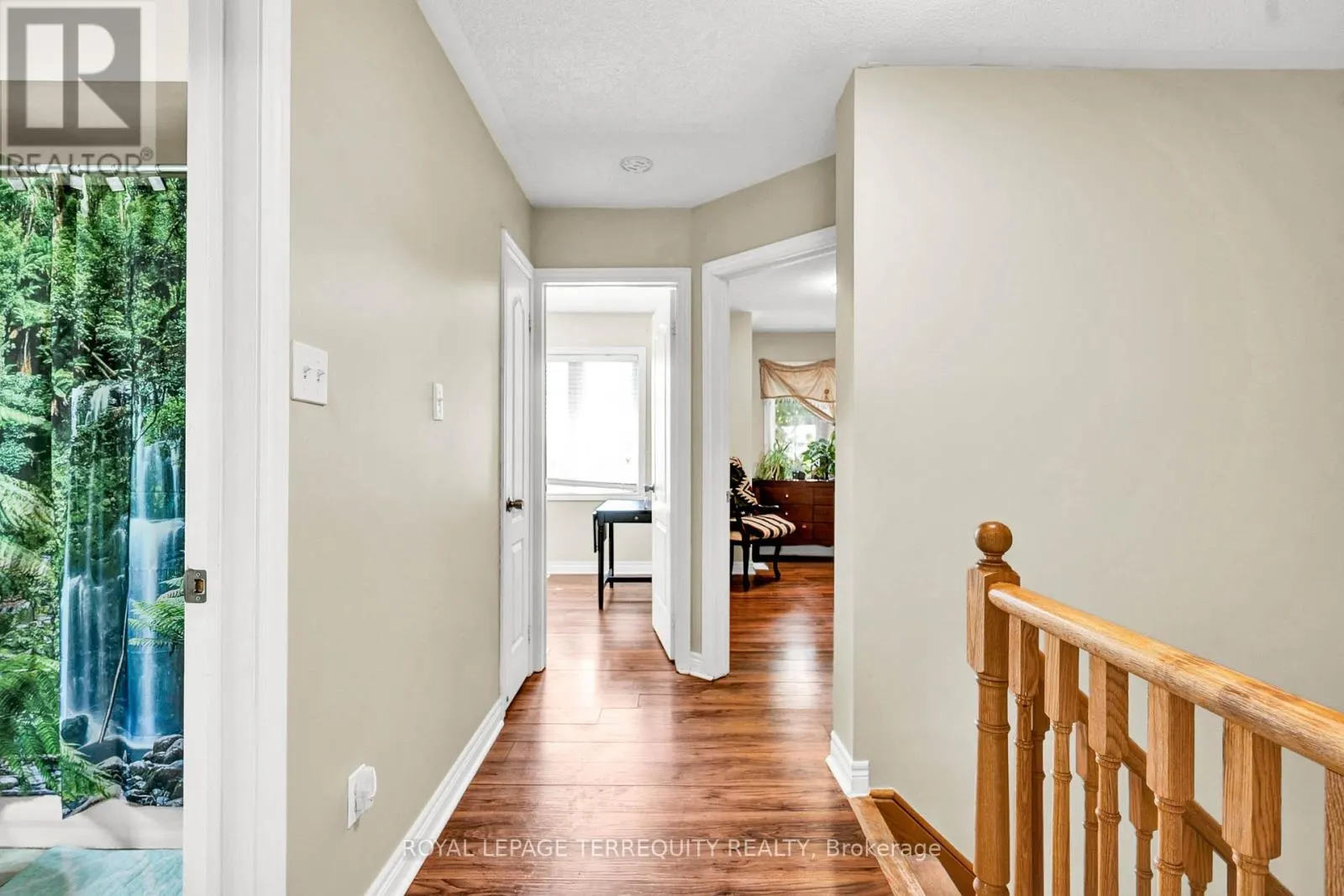 5 COLLIS LANE