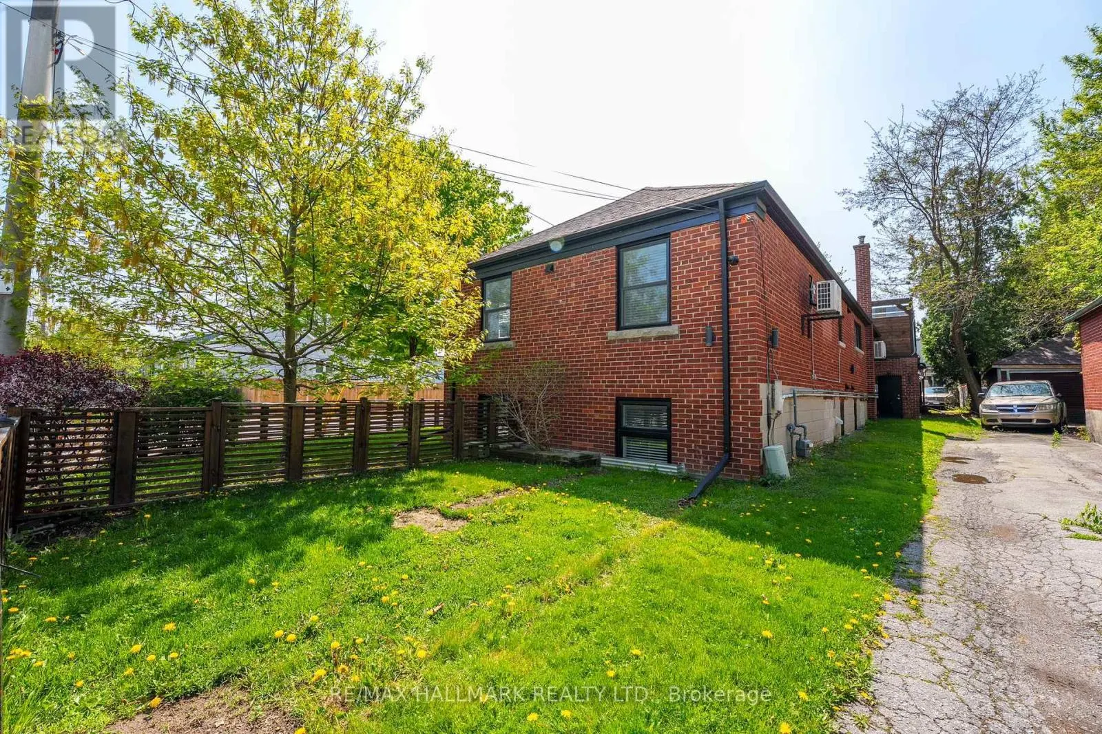 272&276 KING EDWARD AVENUE