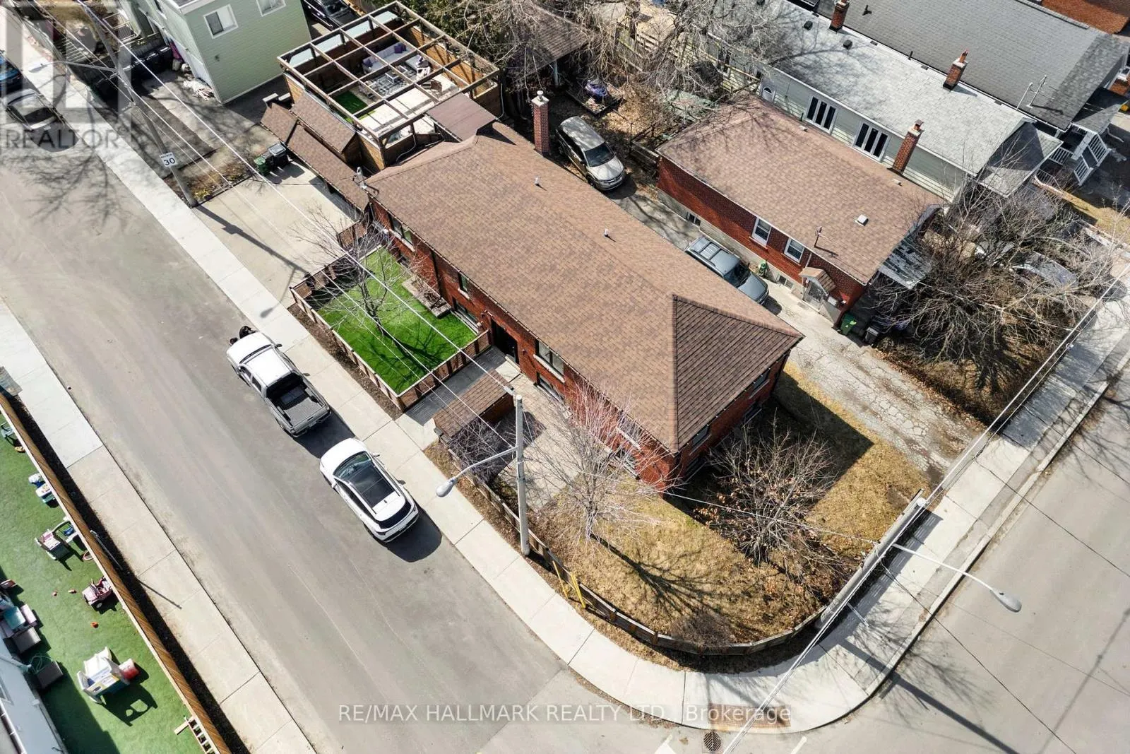 272&276 KING EDWARD AVENUE