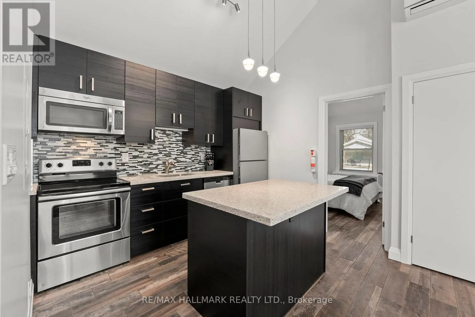 272&276 KING EDWARD AVENUE