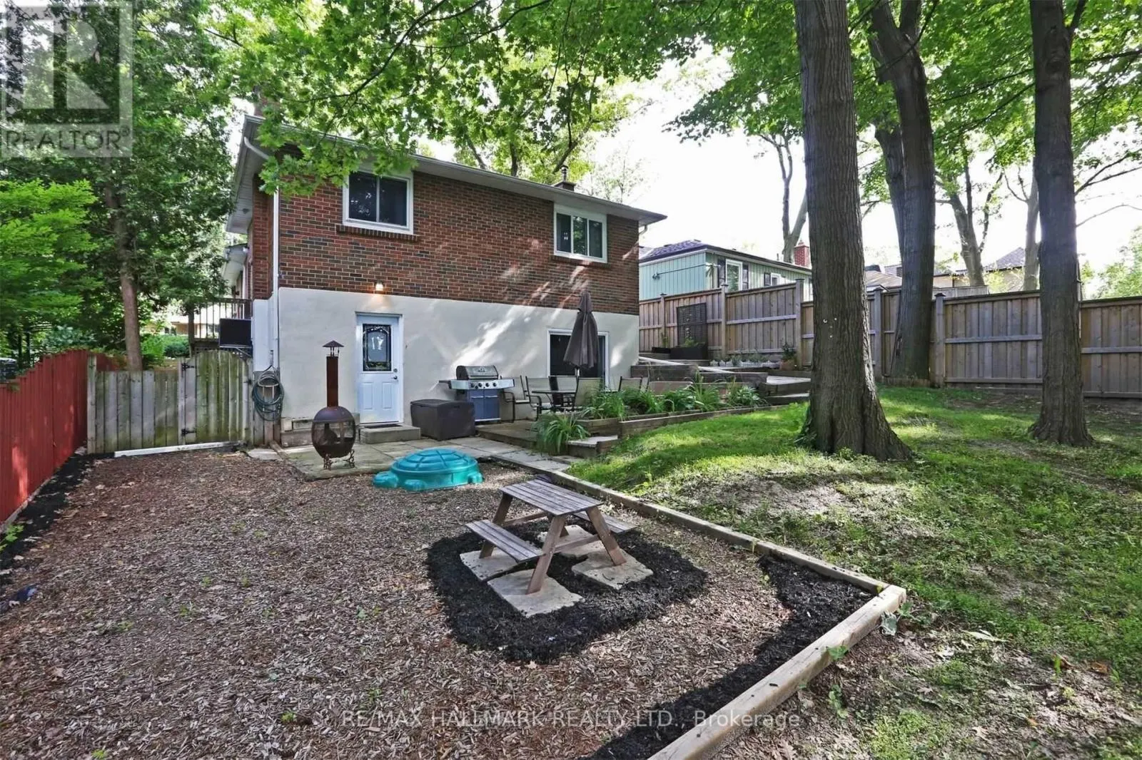 94A OAKRIDGE DRIVE