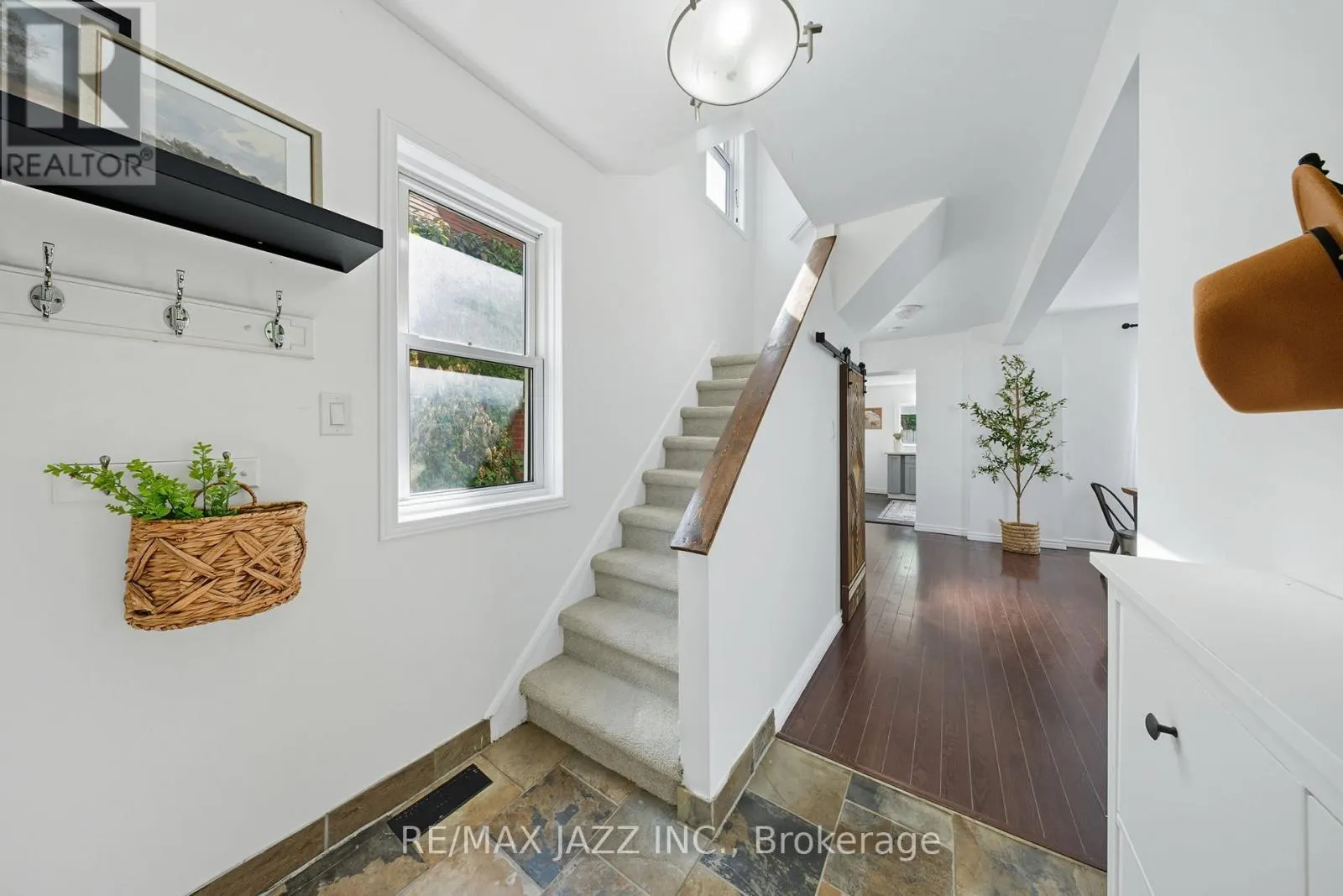 264 RITSON ROAD S