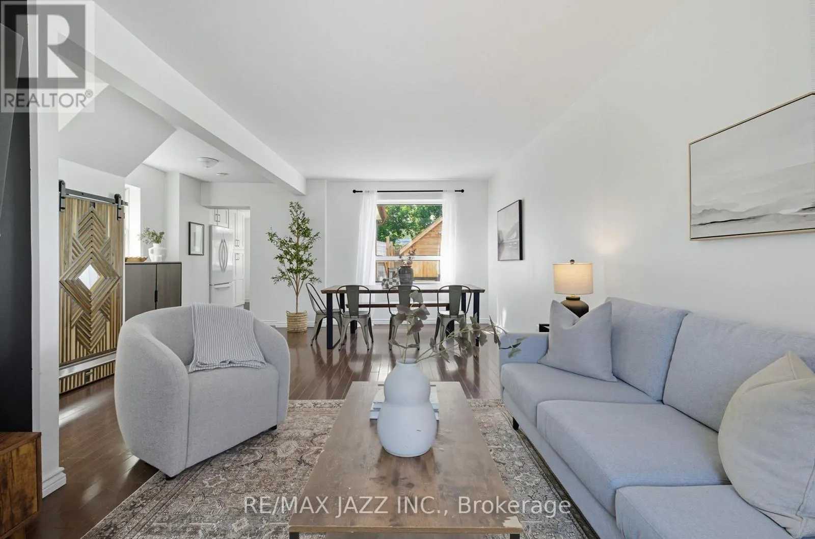 264 RITSON ROAD S
