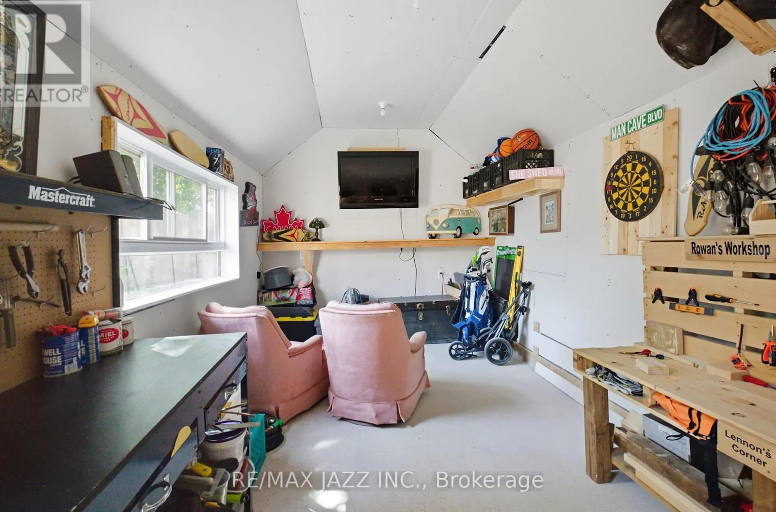264 RITSON ROAD S